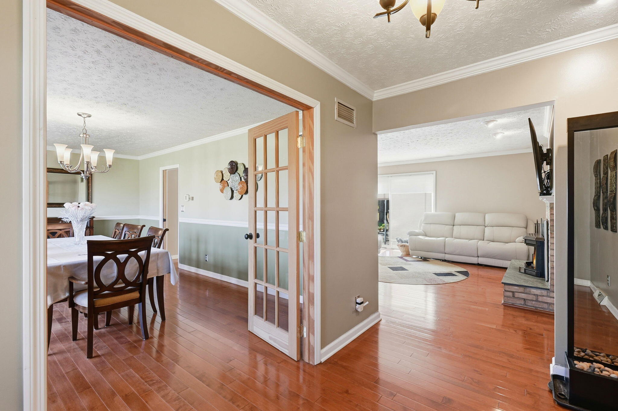 7585 Wrenview Drive, Springfield, Ohio 45502