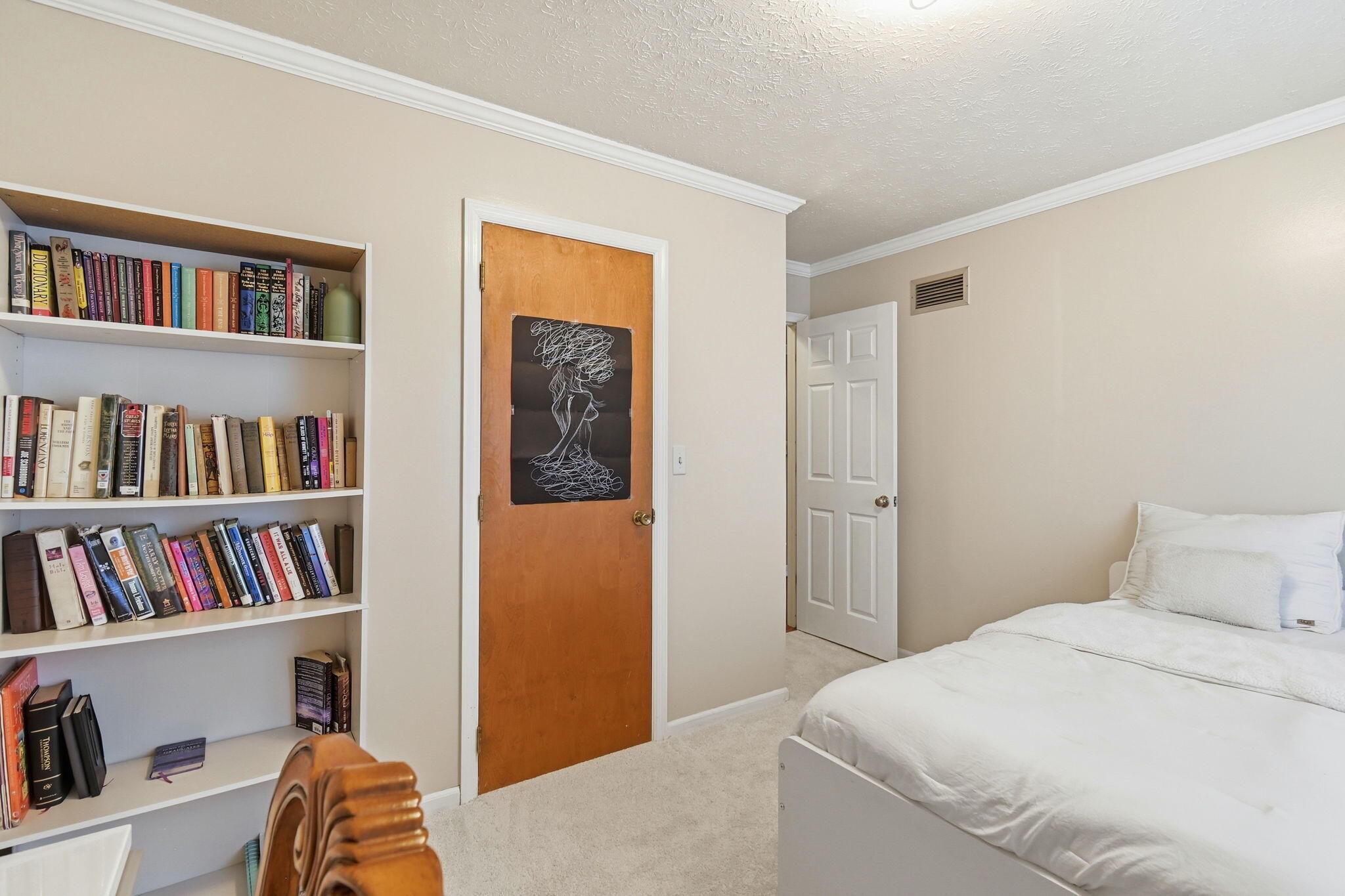 7585 Wrenview Drive, Springfield, Ohio 45502