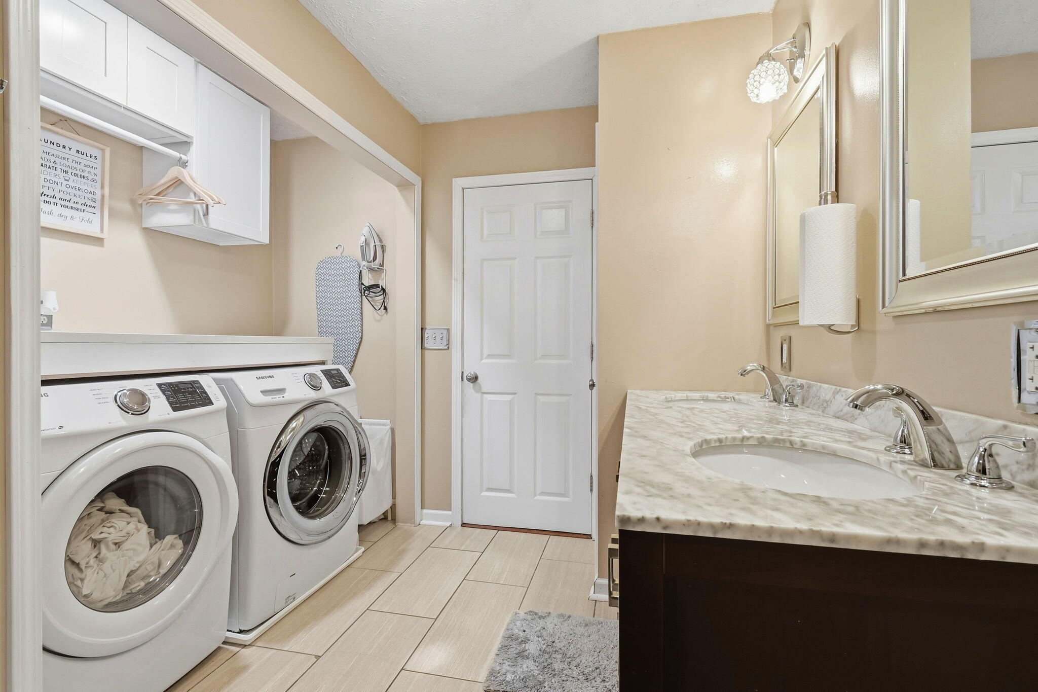 7585 Wrenview Drive, Springfield, Ohio 45502