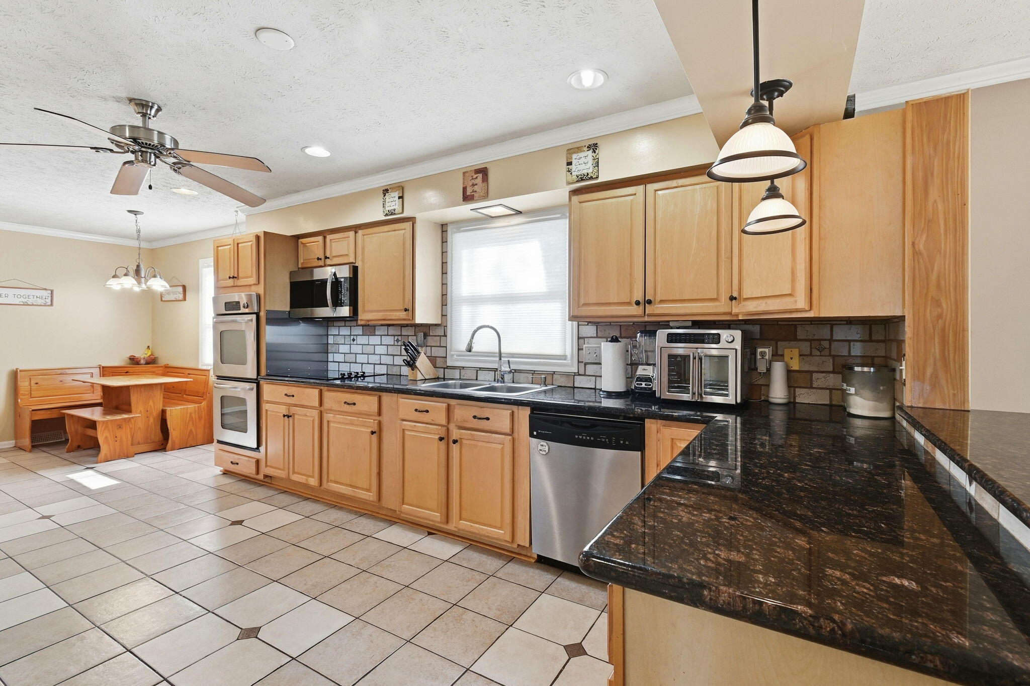 7585 Wrenview Drive, Springfield, Ohio 45502