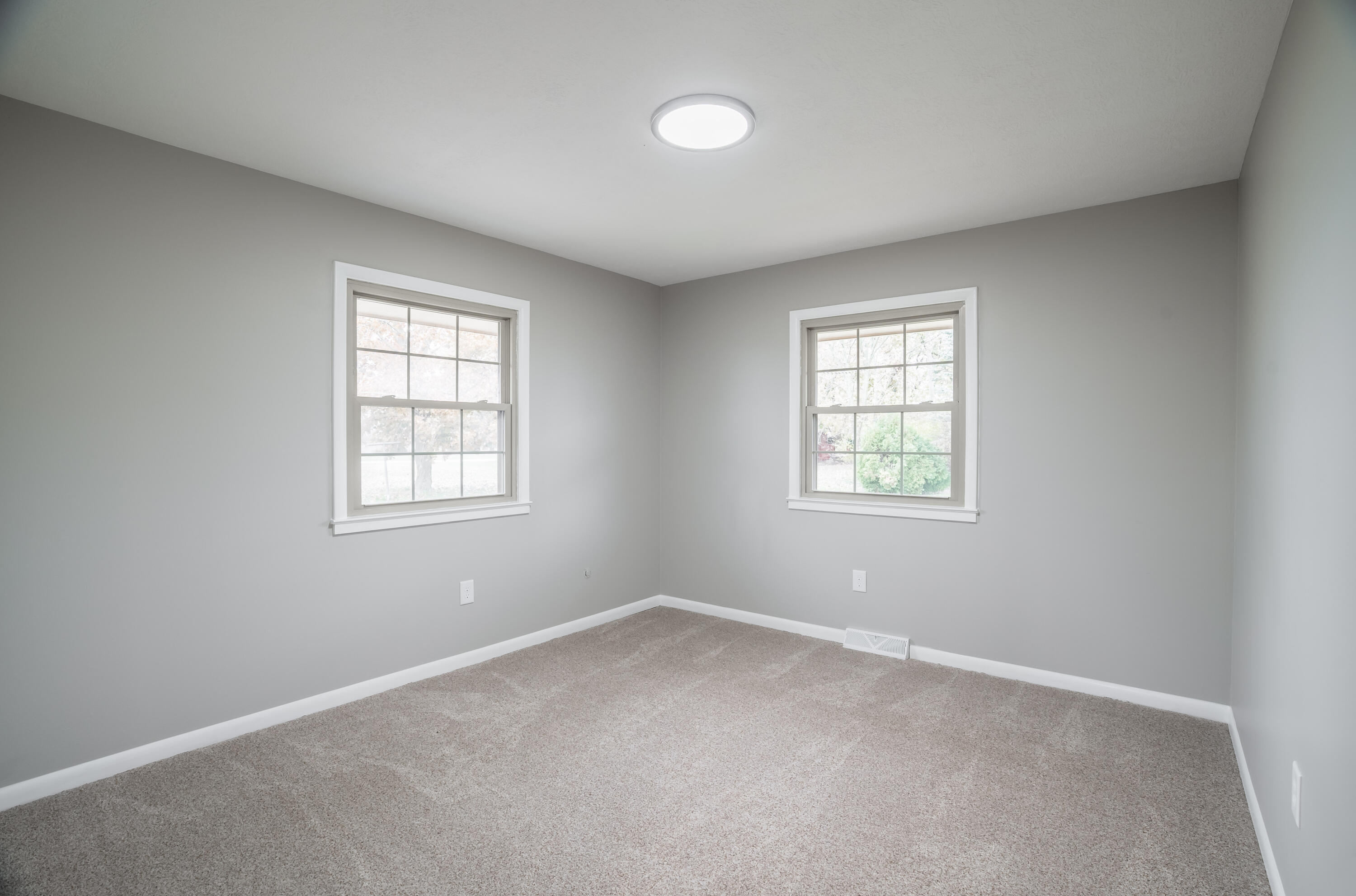 8425 Moffett Road, Piqua, Ohio 45356