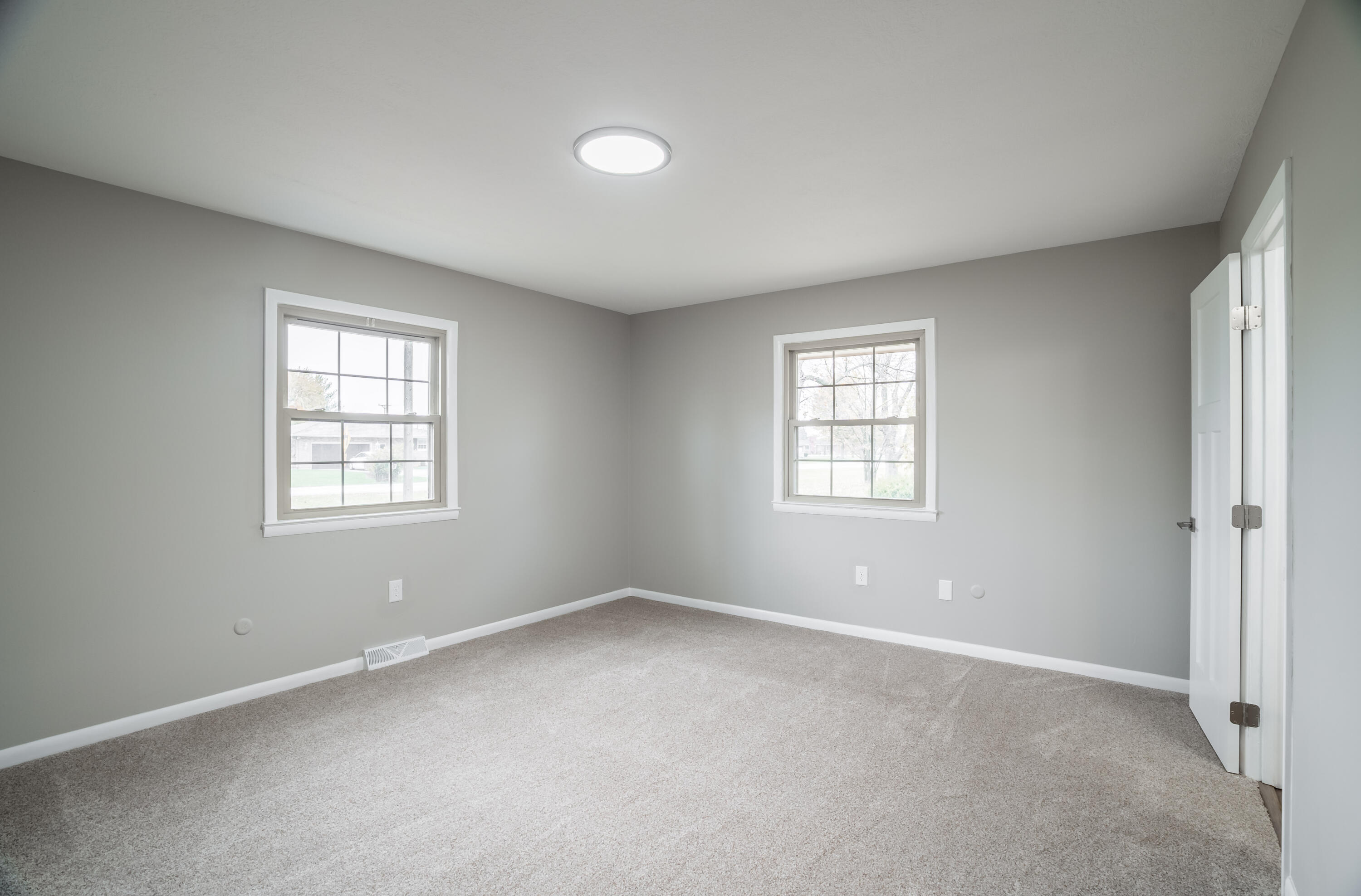 8425 Moffett Road, Piqua, Ohio 45356