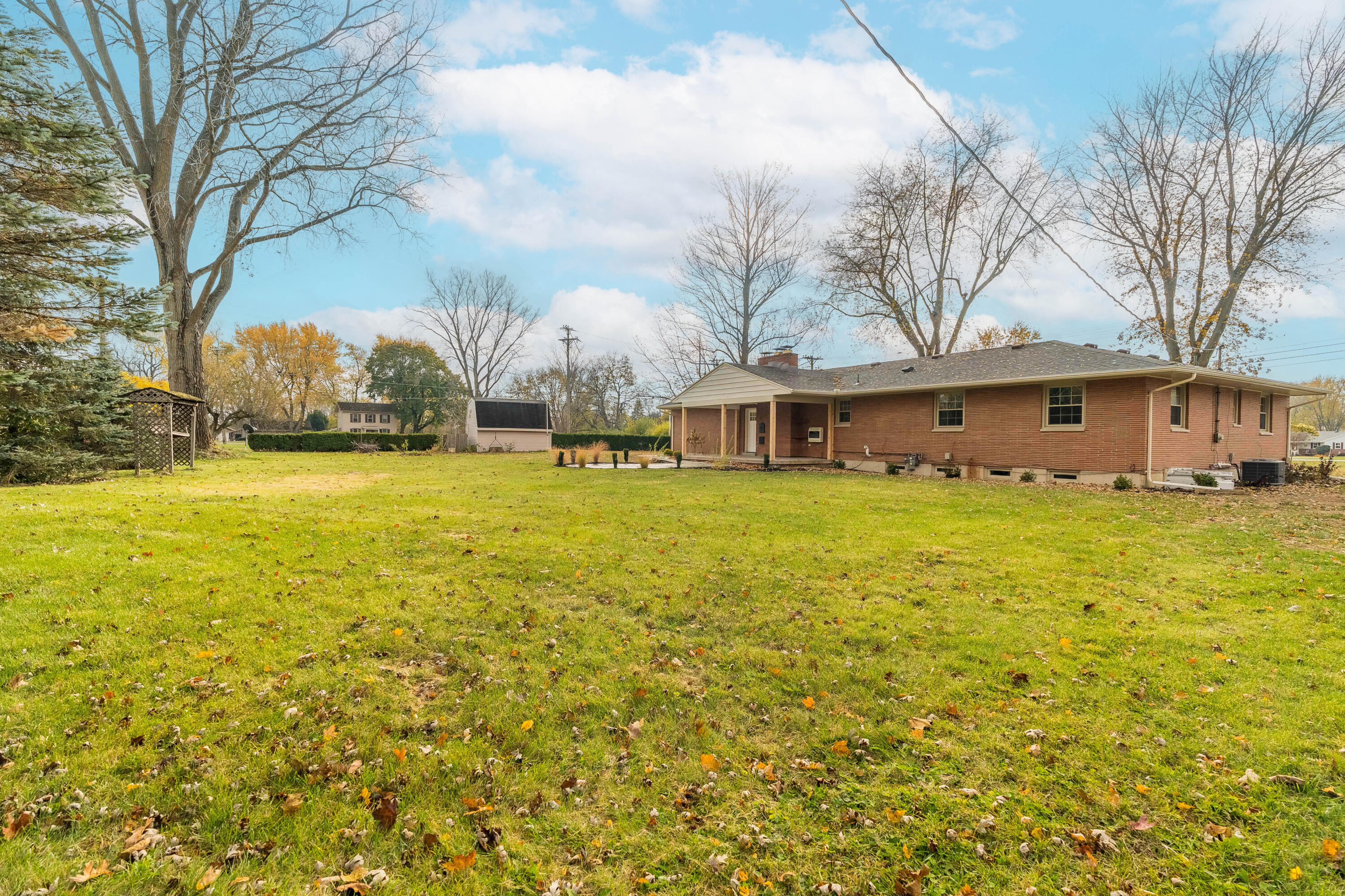 8425 Moffett Road, Piqua, Ohio 45356