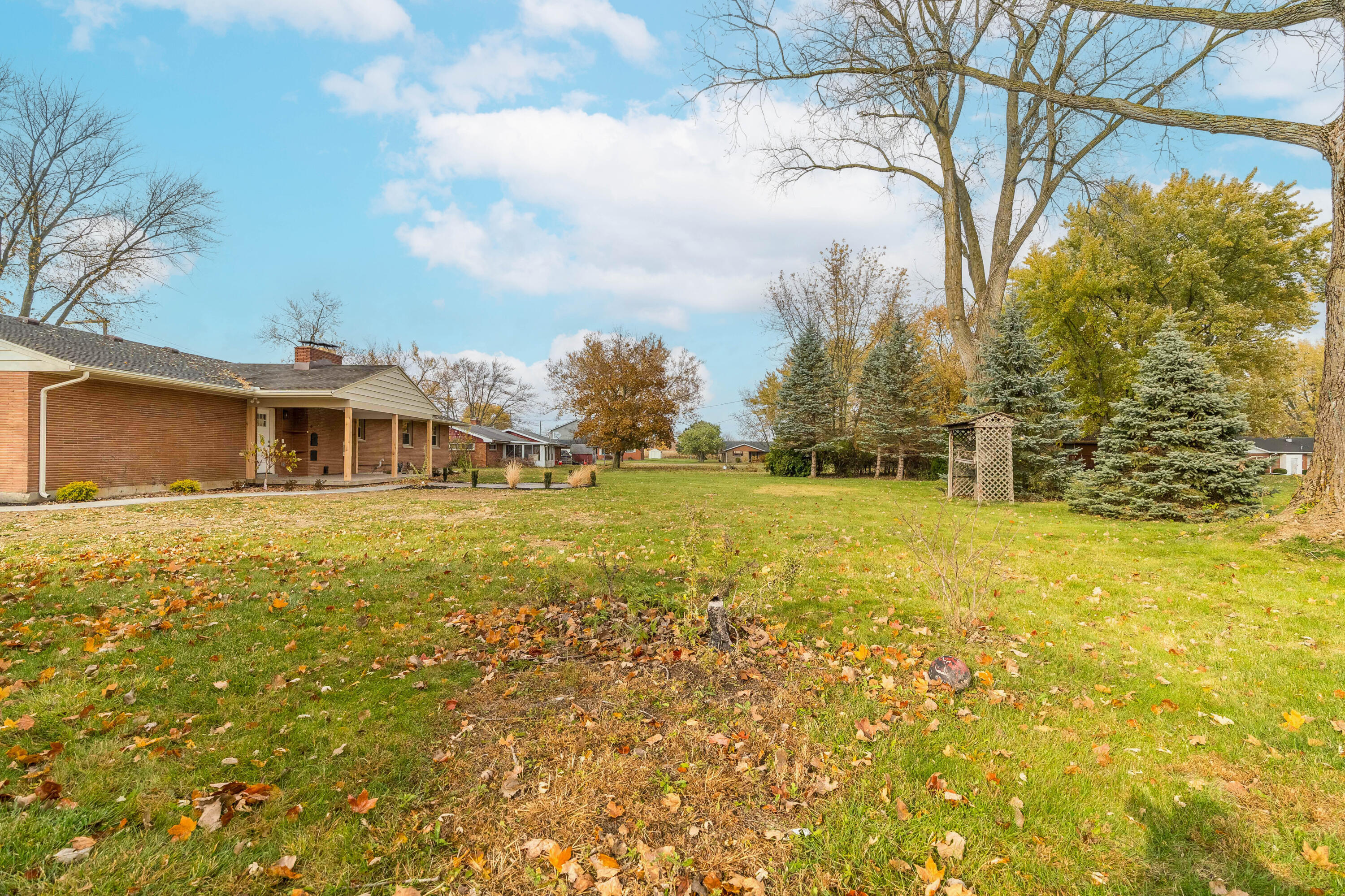 8425 Moffett Road, Piqua, Ohio 45356