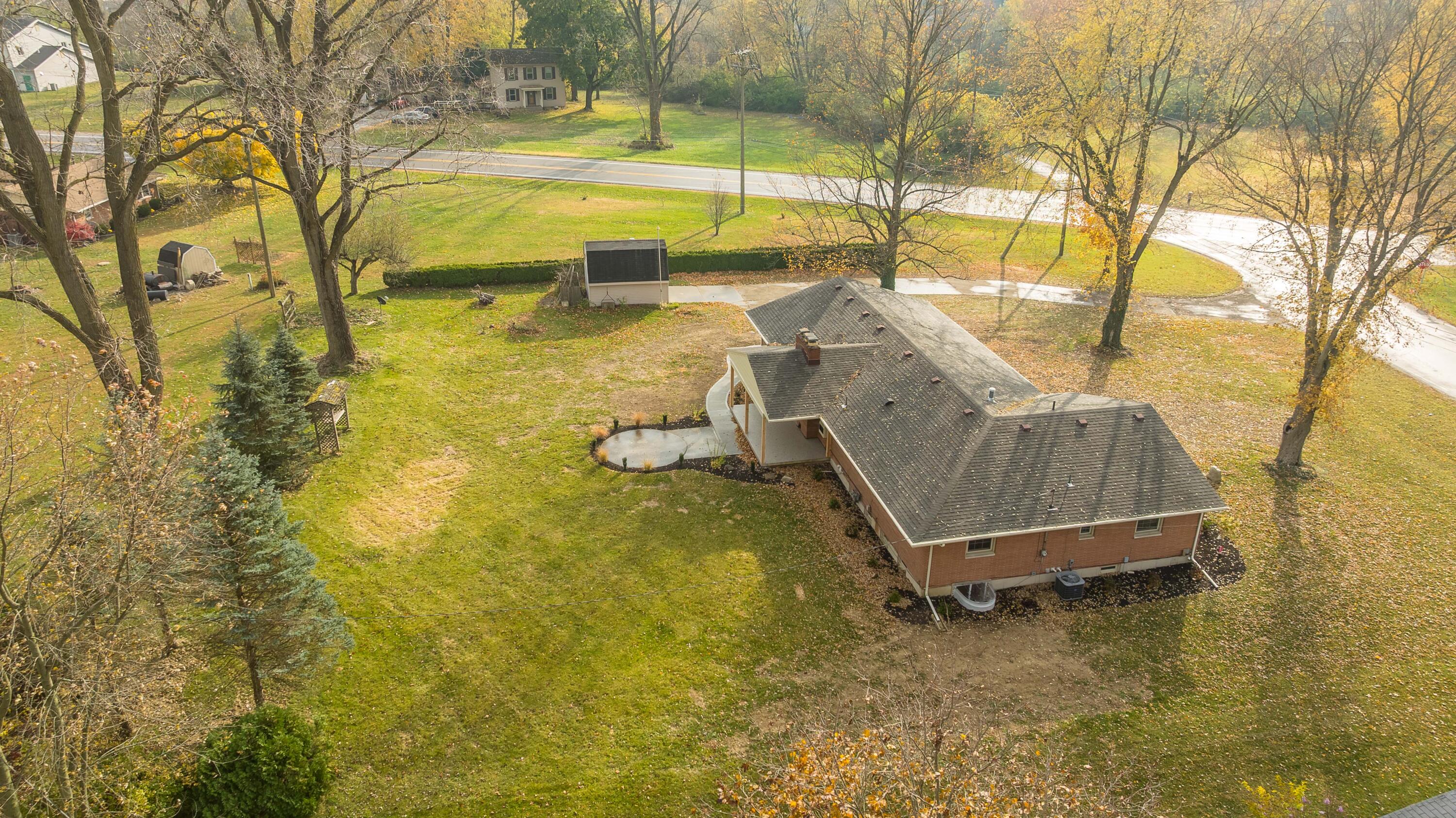 8425 Moffett Road, Piqua, Ohio 45356