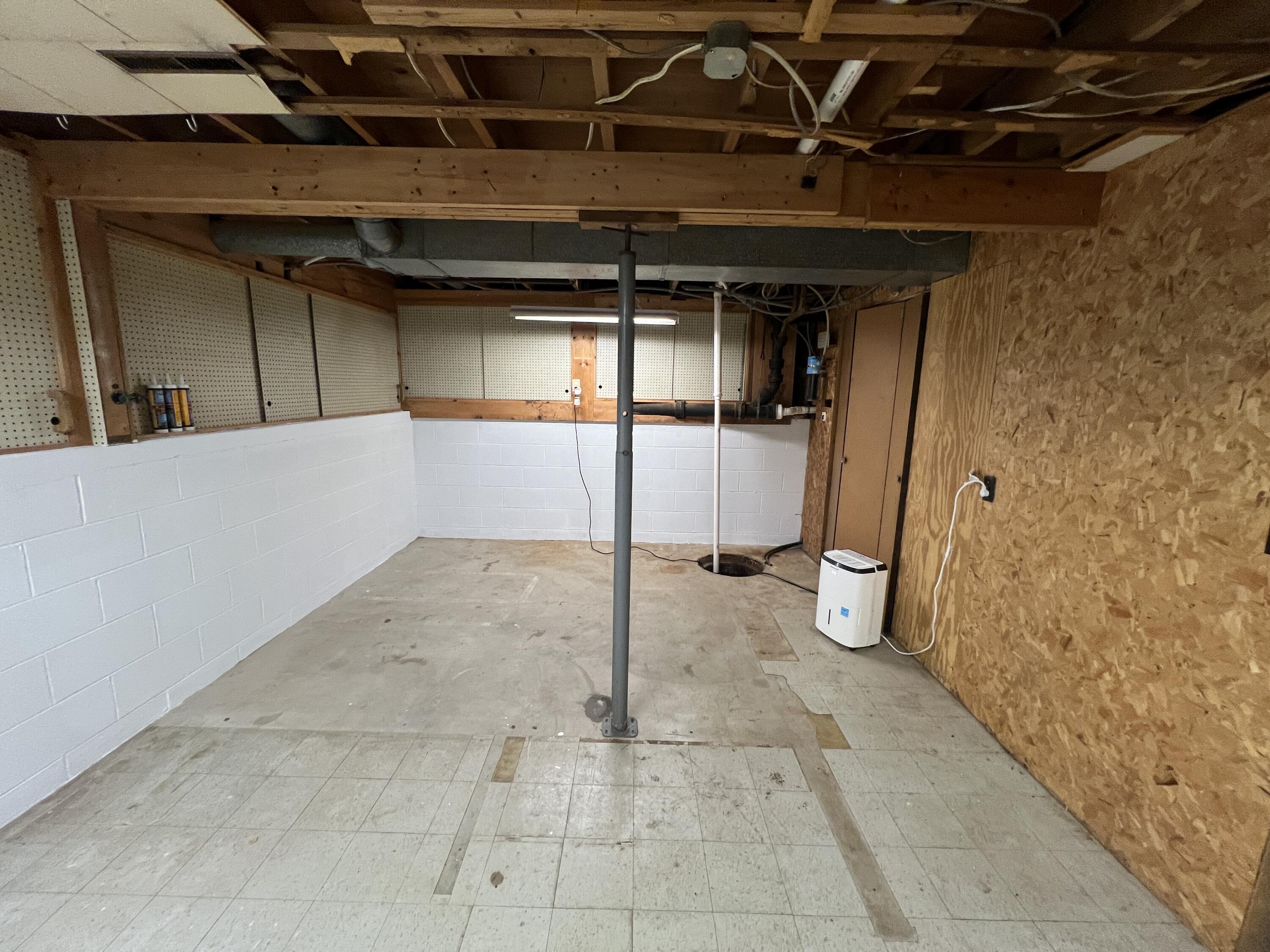 937 Court Street, Urbana, Ohio 43078