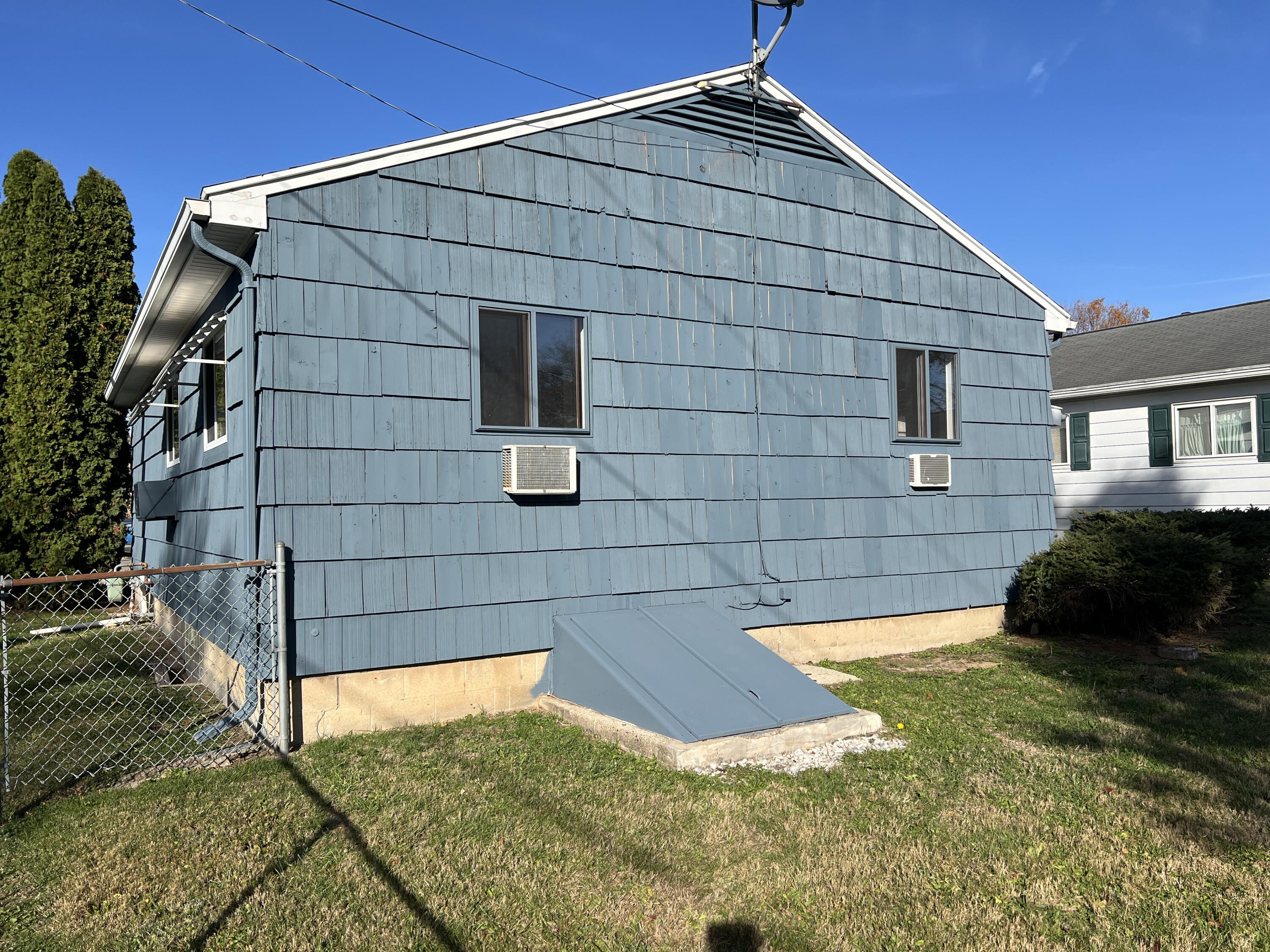 937 Court Street, Urbana, Ohio 43078