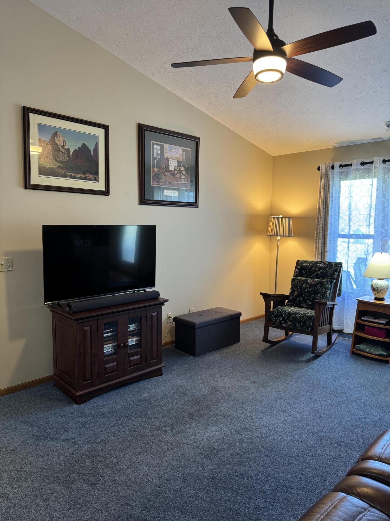 1708 New Castle Lane, Springfield, Ohio 45503