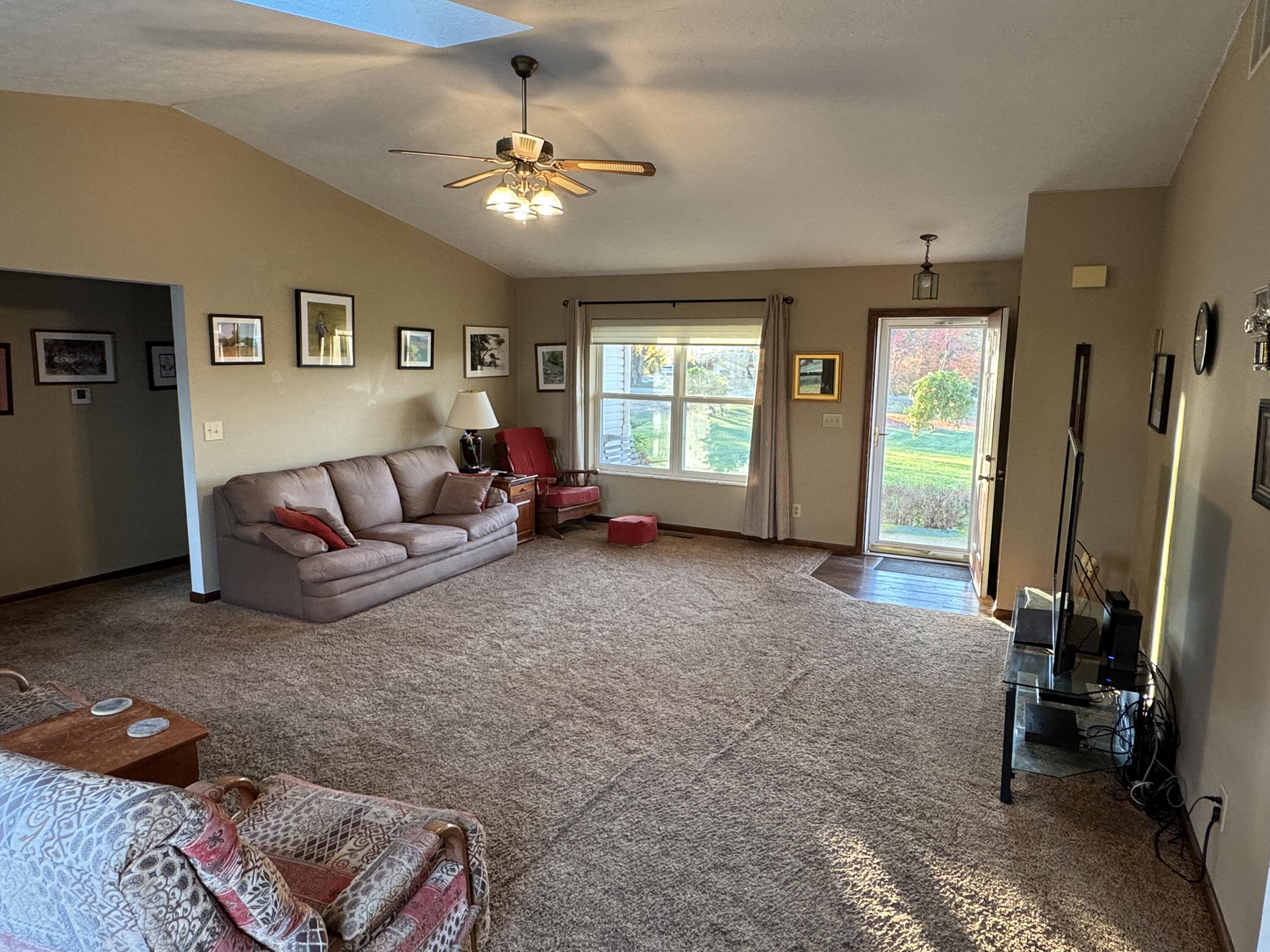 1480 Newlove Road, South Charleston, Ohio 45368