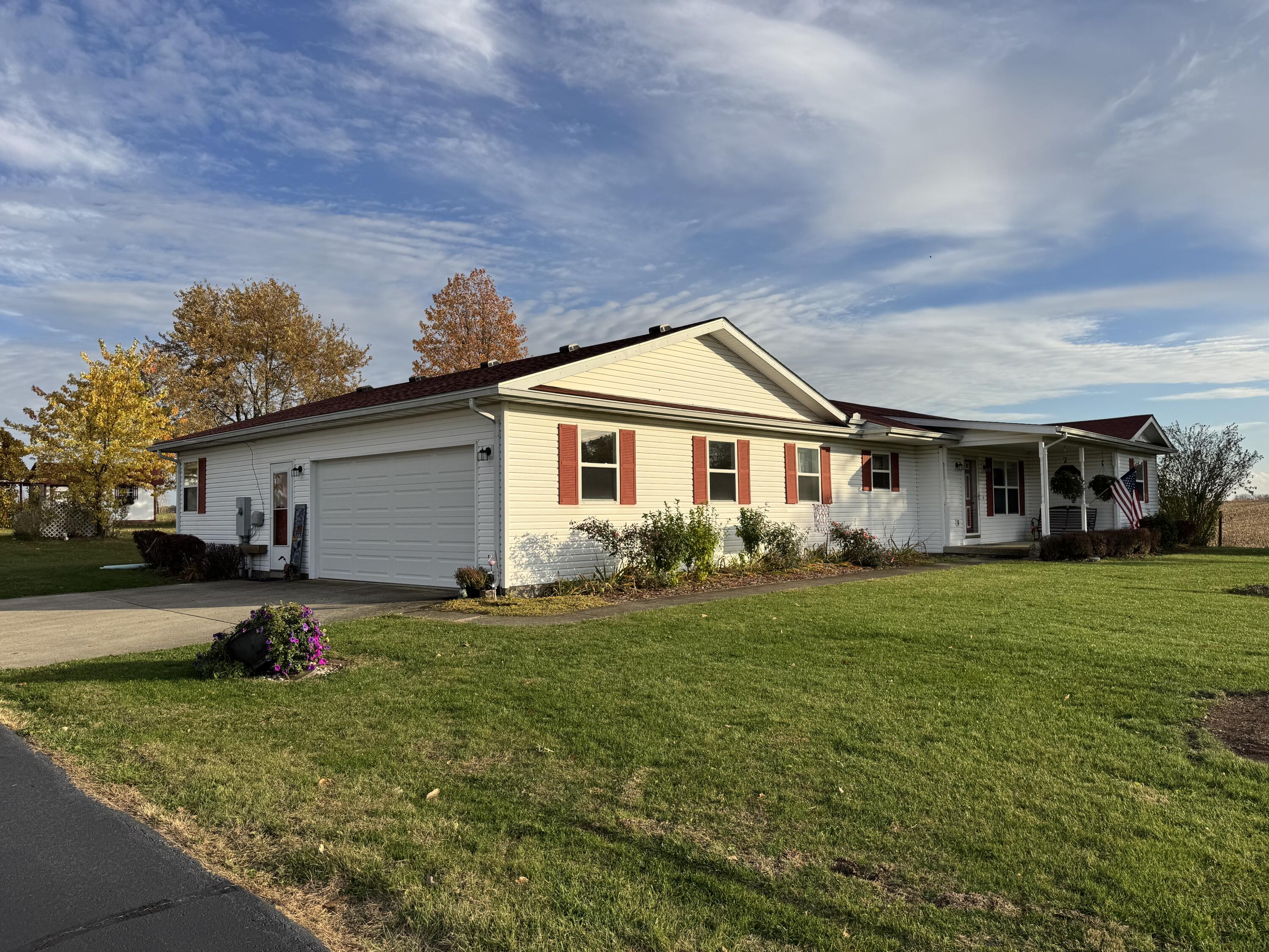 1480 Newlove Road, South Charleston, Ohio 45368