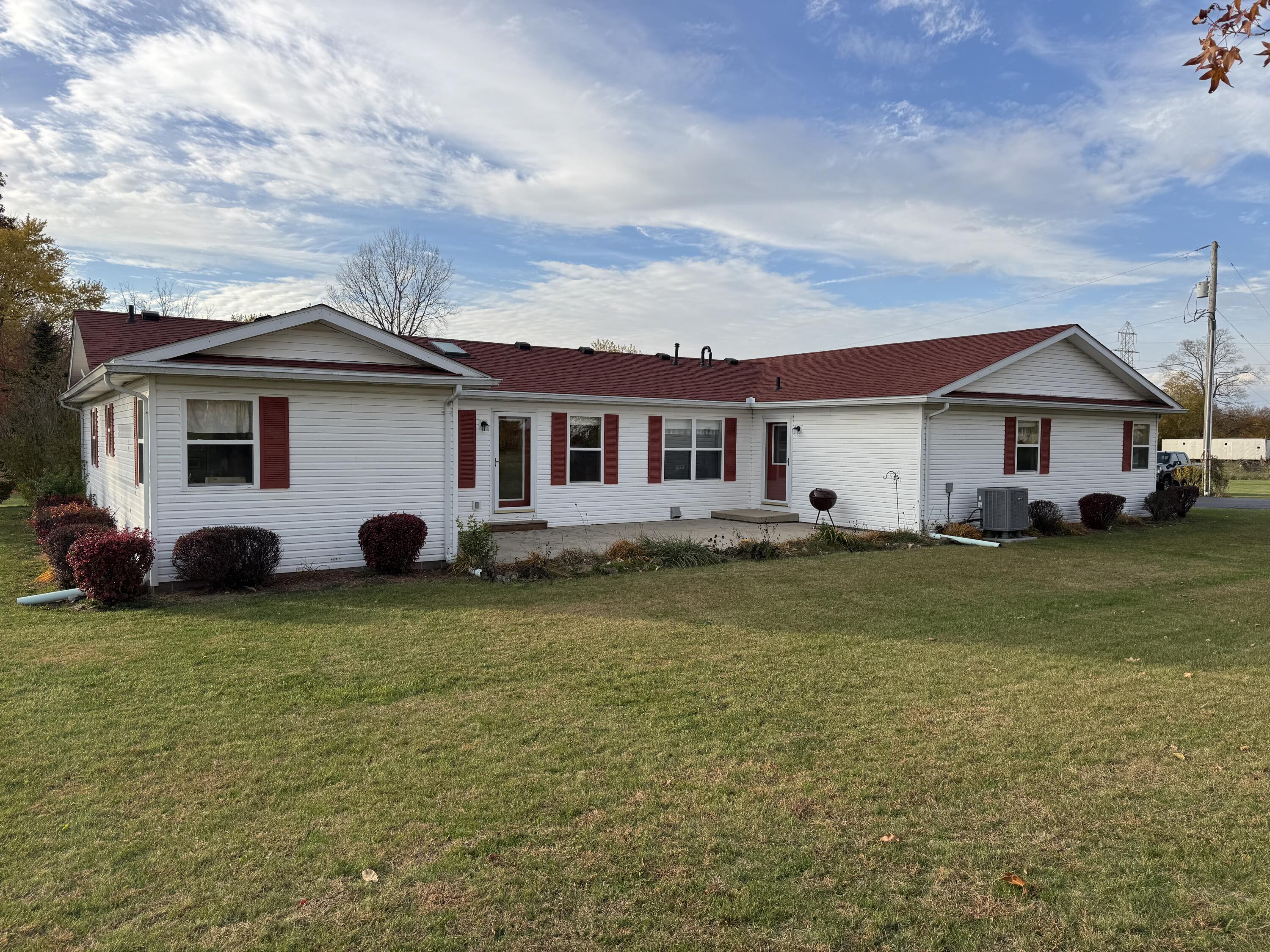 1480 Newlove Road, South Charleston, Ohio 45368