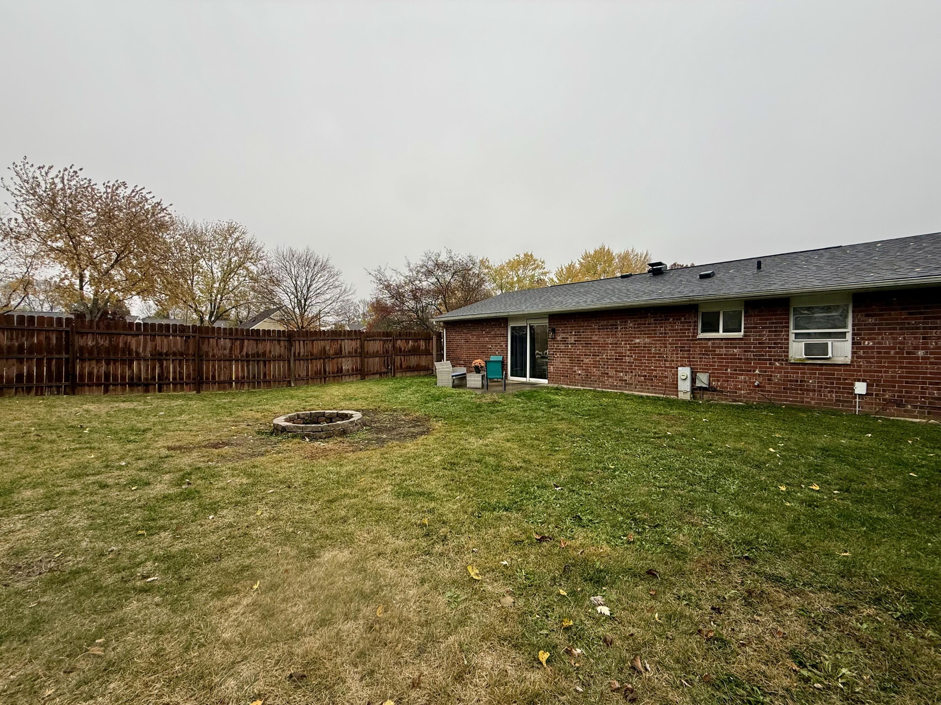 1482 Lee Road, Troy, Ohio 45373