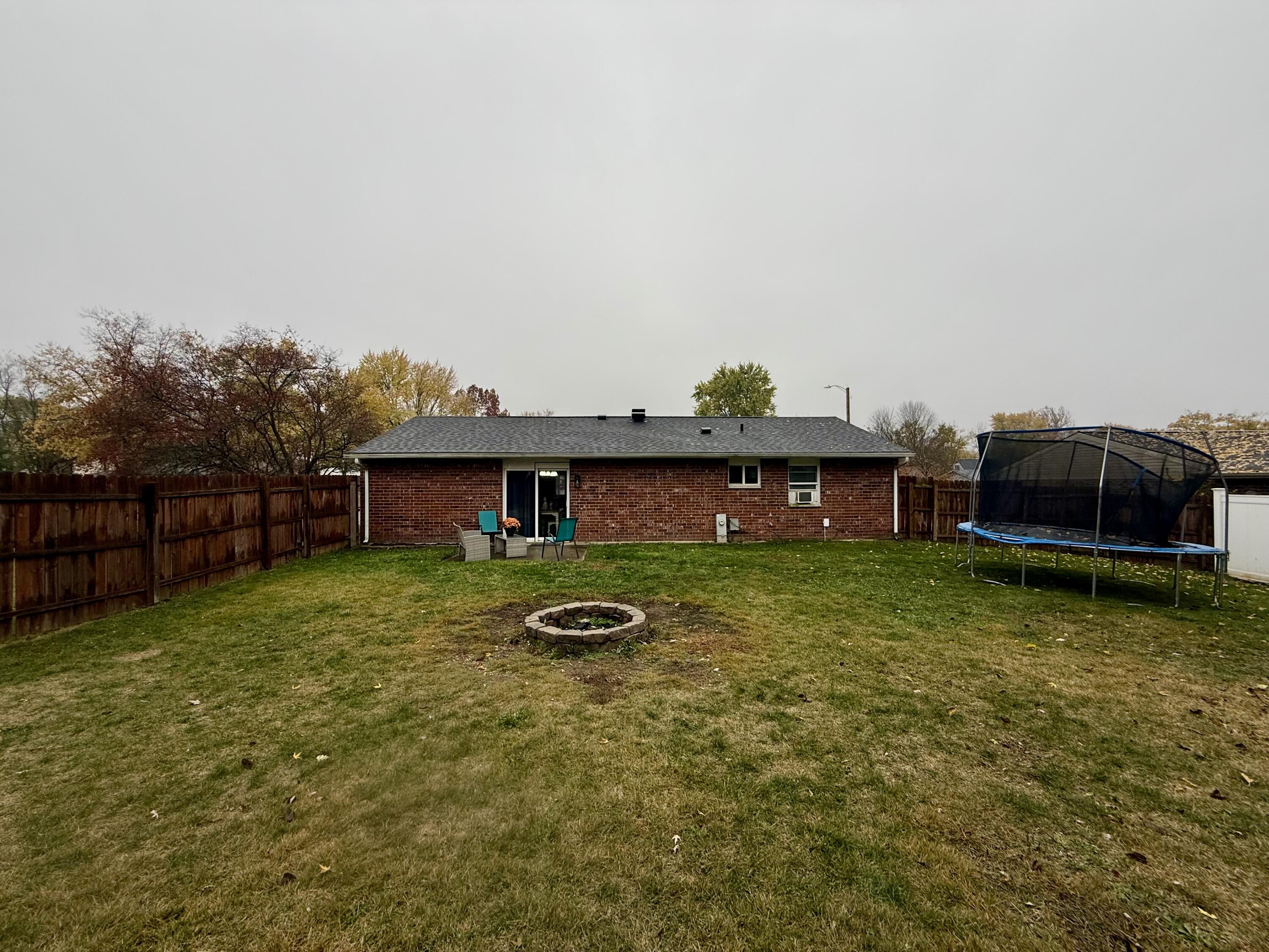 1482 Lee Road, Troy, Ohio 45373