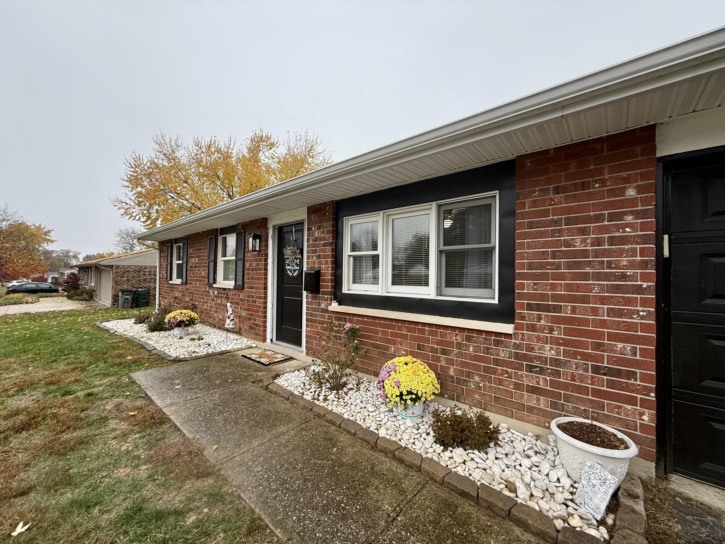 1482 Lee Road, Troy, Ohio 45373