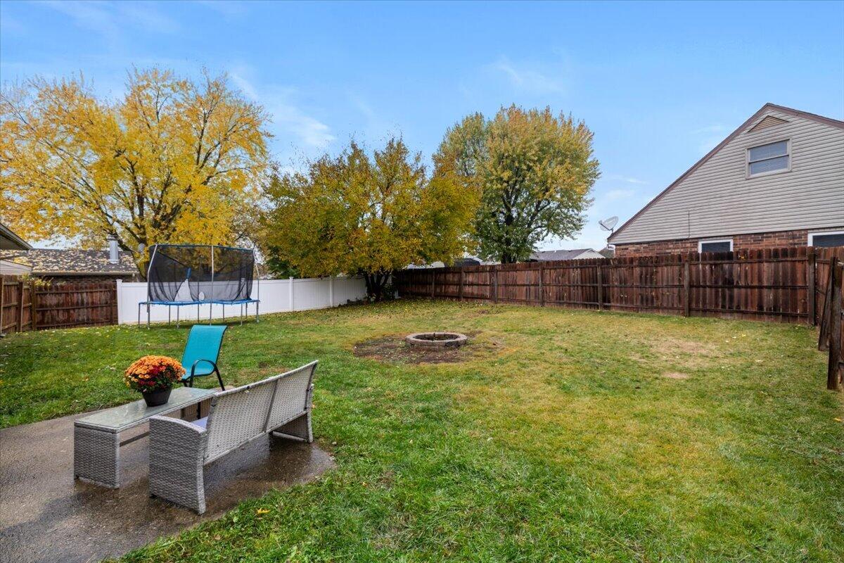 1482 Lee Road, Troy, Ohio 45373