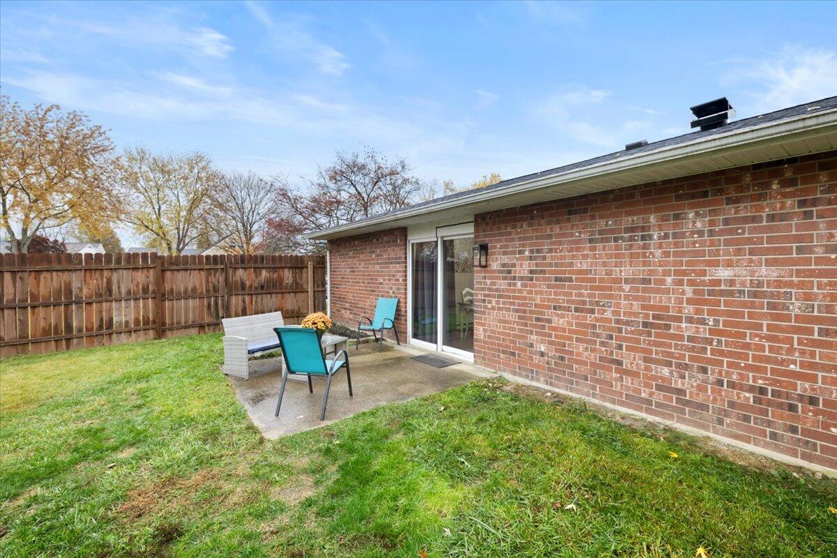 1482 Lee Road, Troy, Ohio 45373