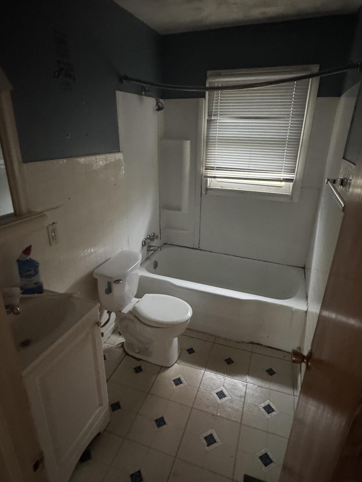 2221 Harshman Boulevard, Springfield, Ohio 45504