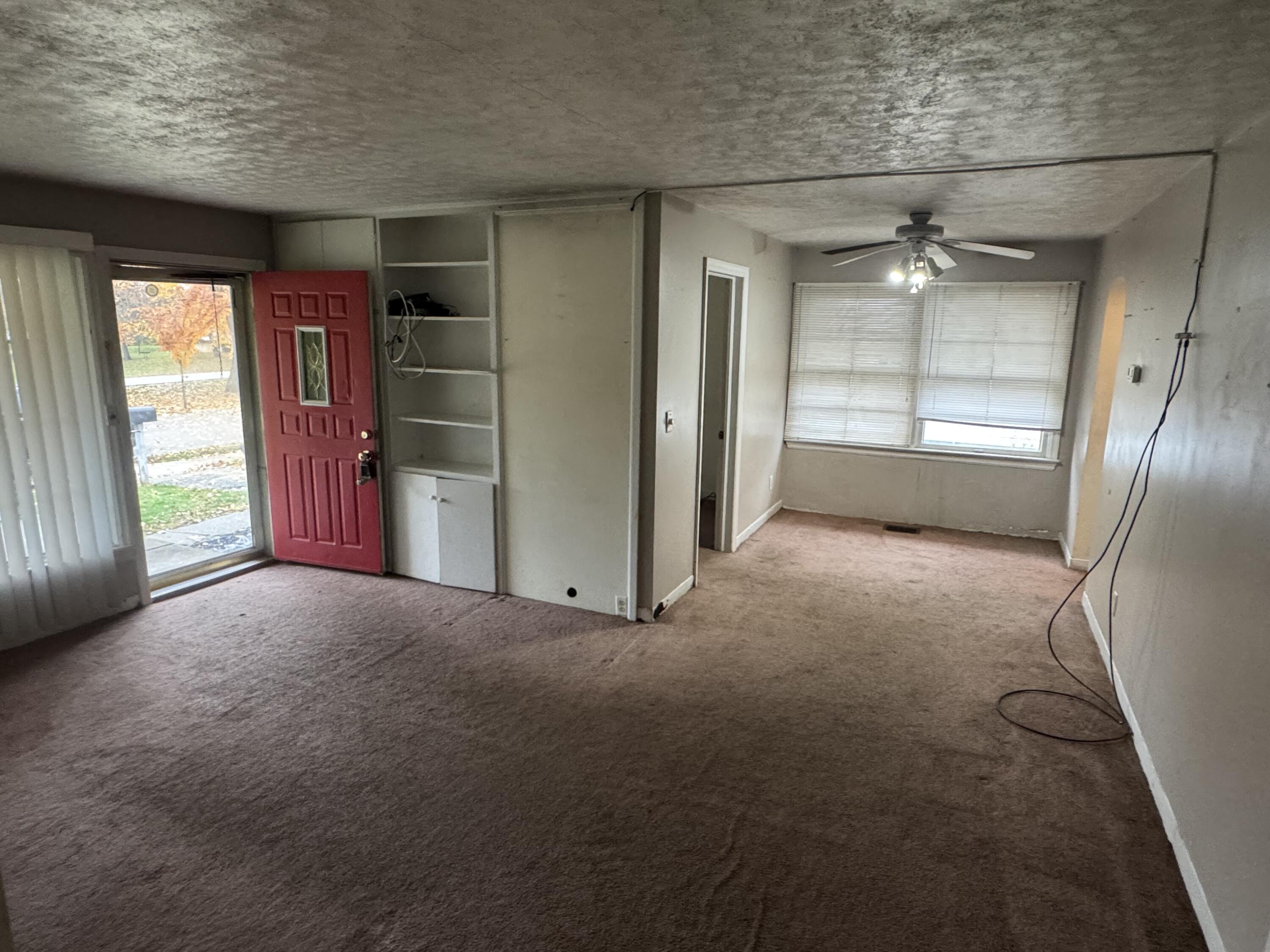 2221 Harshman Boulevard, Springfield, Ohio 45504