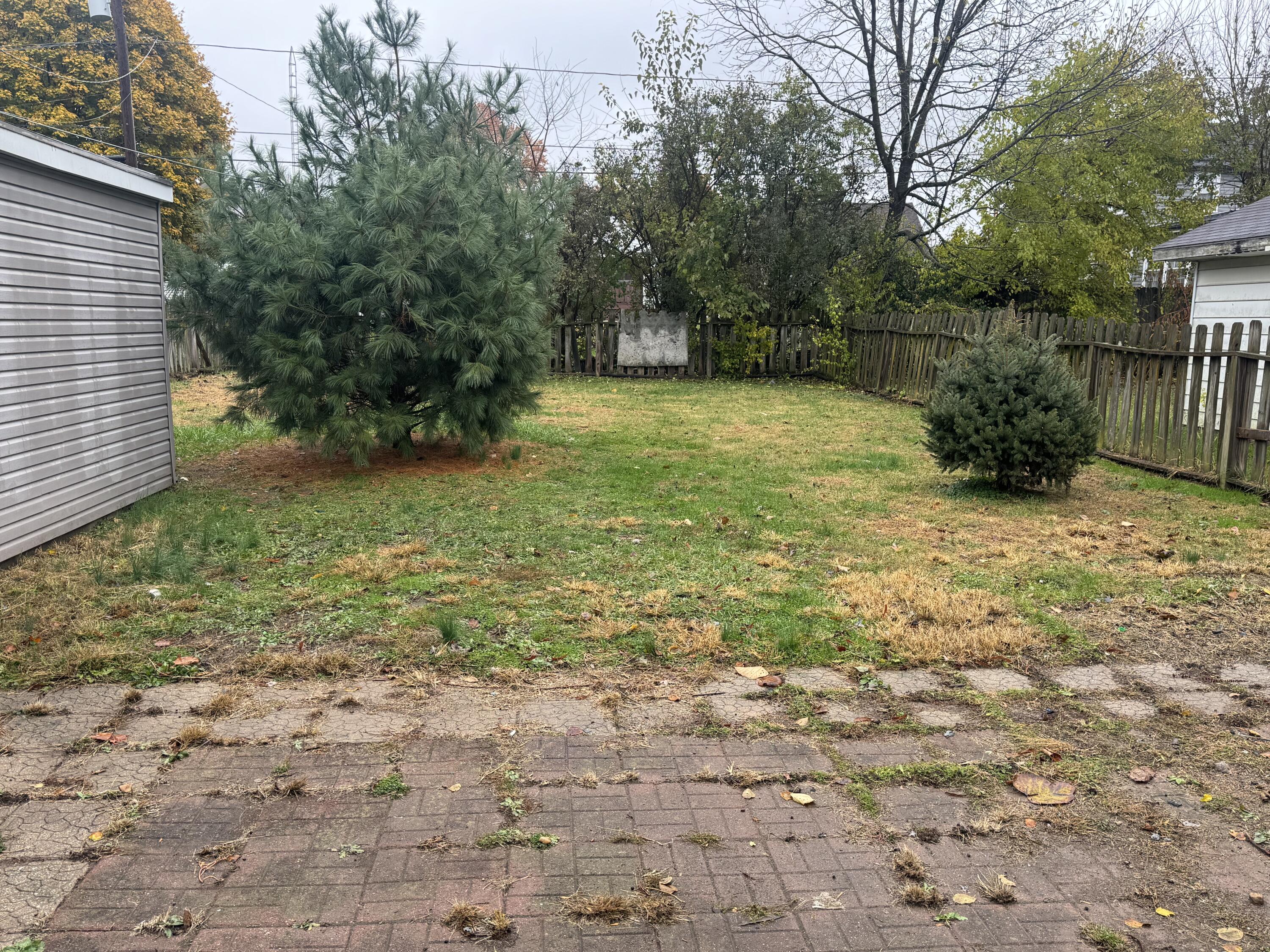 2221 Harshman Boulevard, Springfield, Ohio 45504