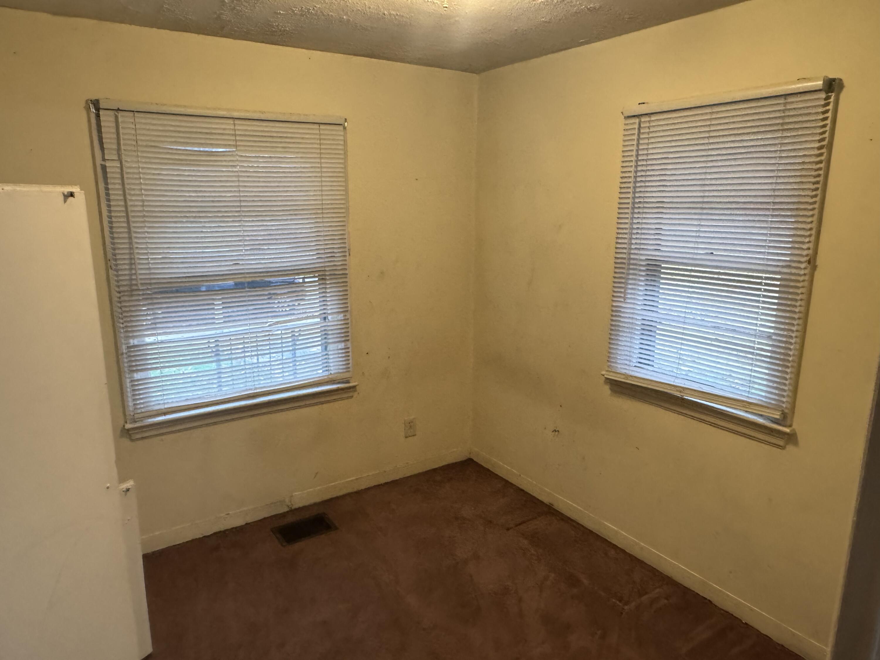 2221 Harshman Boulevard, Springfield, Ohio 45504