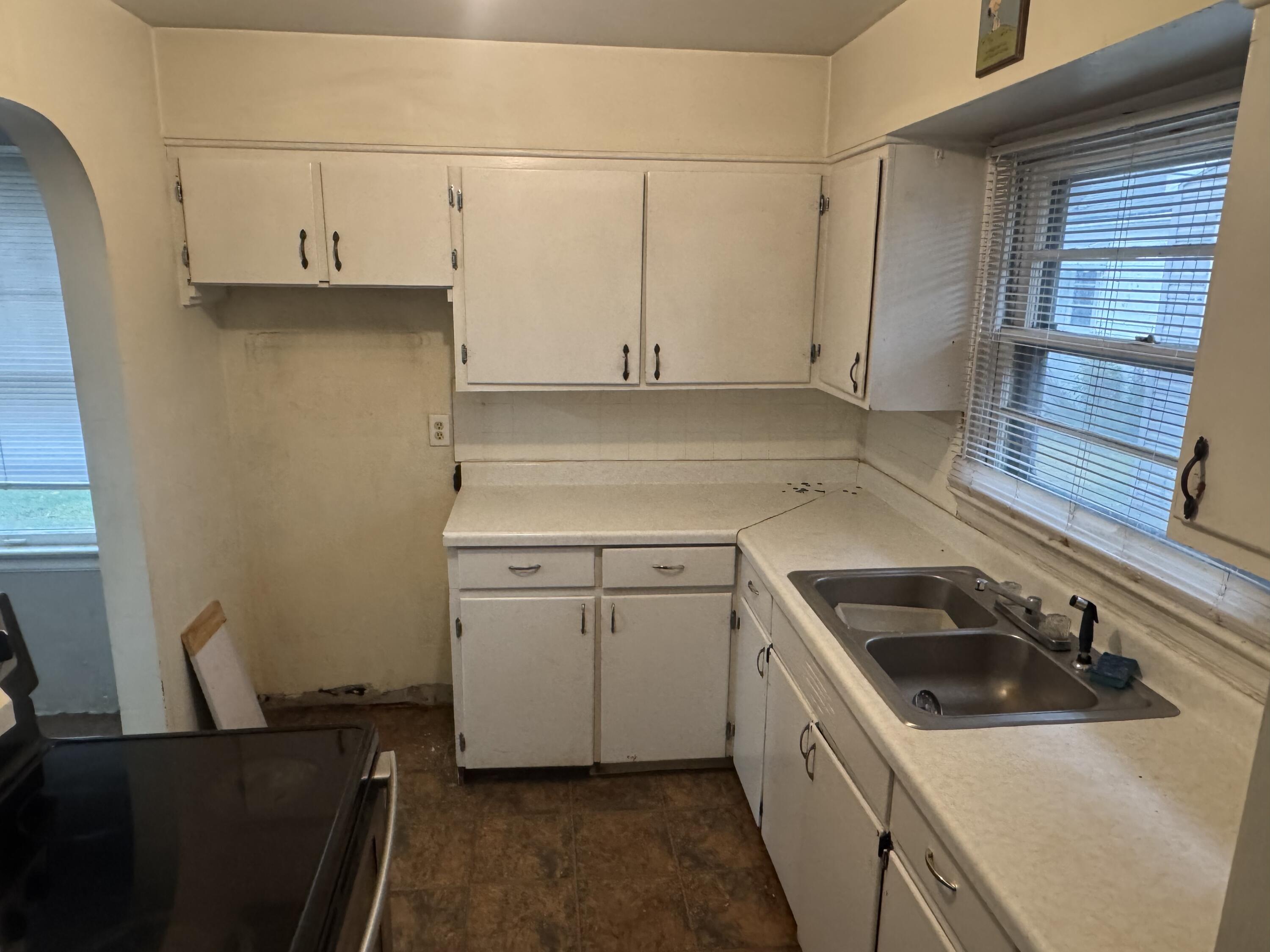 2221 Harshman Boulevard, Springfield, Ohio 45504