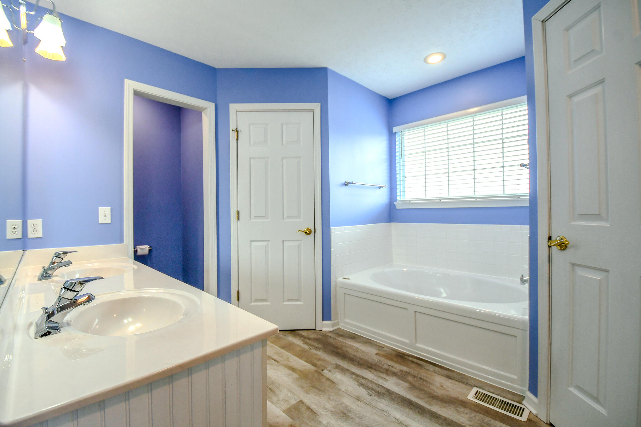 1325 Kenton Way, Troy, Ohio 45373