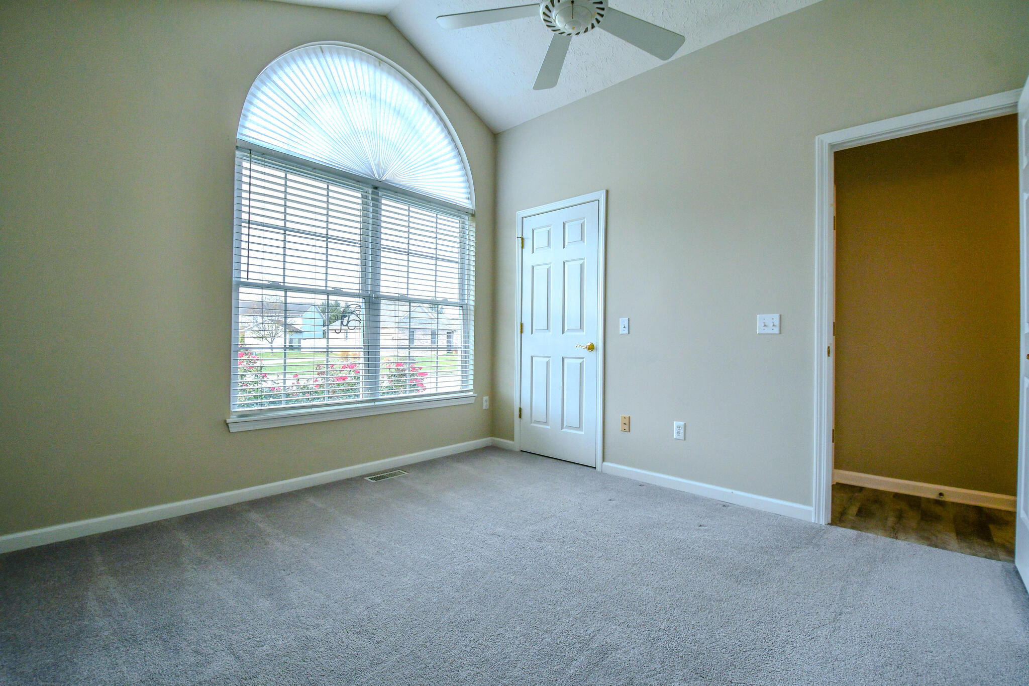 1325 Kenton Way, Troy, Ohio 45373