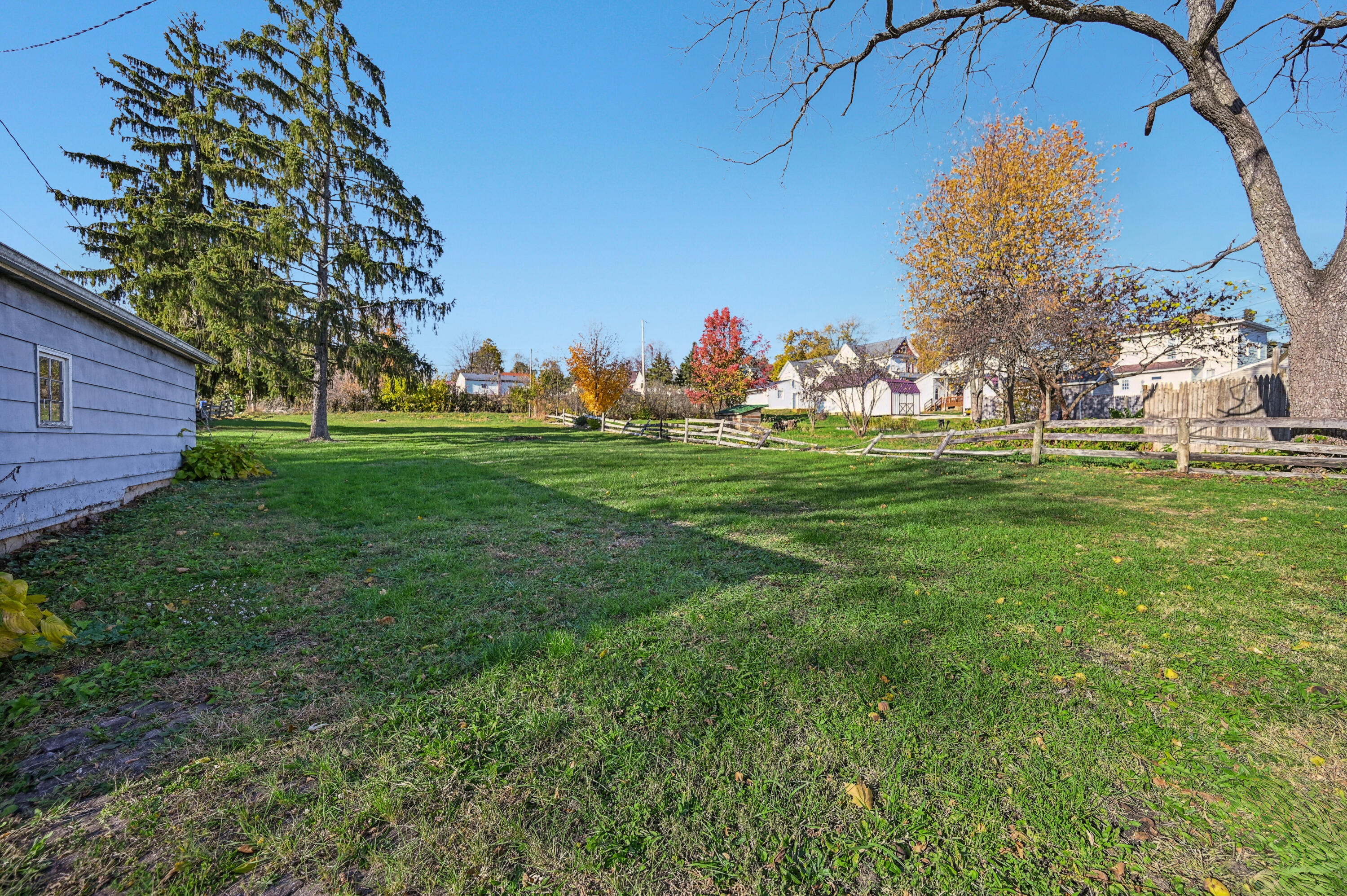 106 Race Street, Mechanicsburg, Ohio 43044