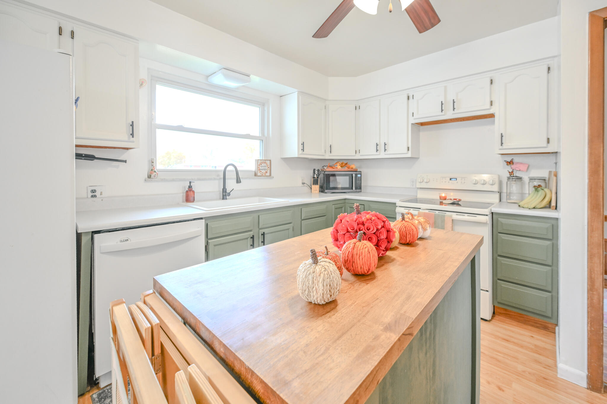 557 Vale Road, Springfield, Ohio 45504