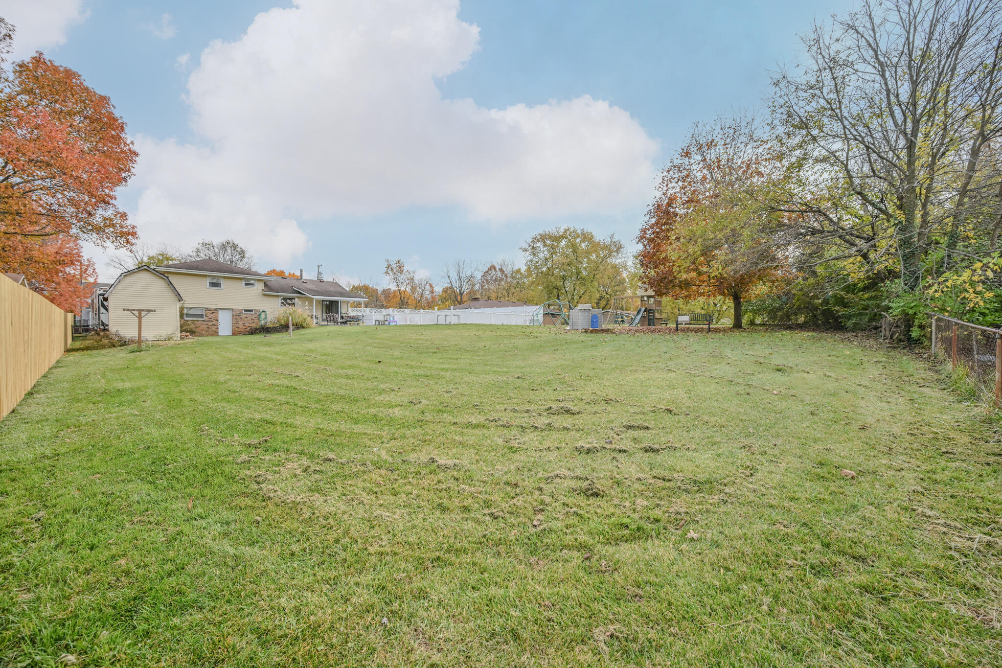 557 Vale Road, Springfield, Ohio 45504