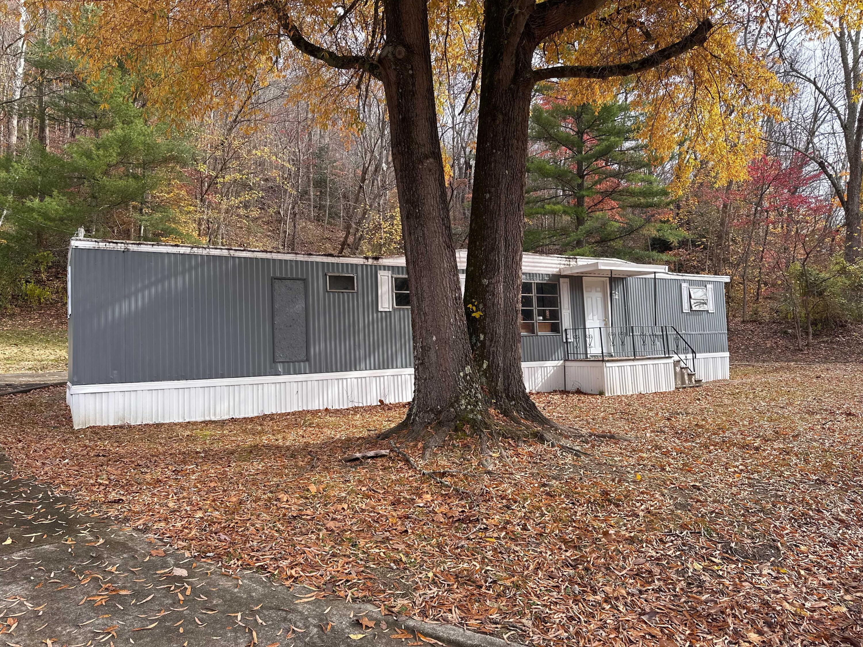 2112 Canter Drive, Portsmouth, Ohio 45662