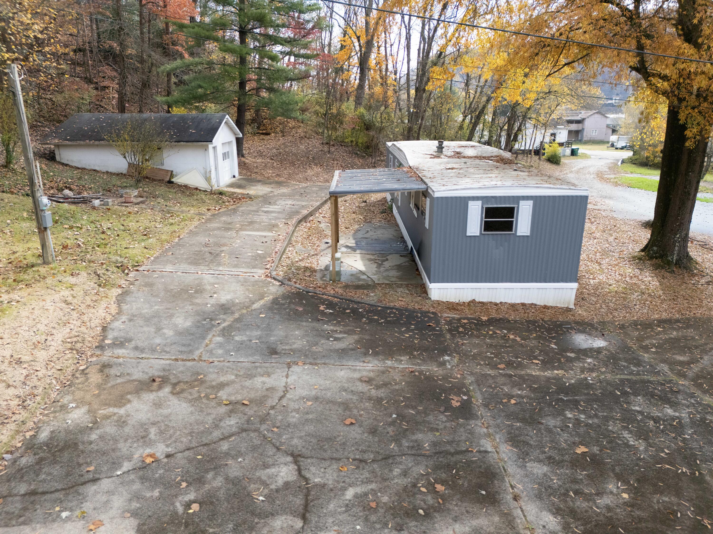 2112 Canter Drive, Portsmouth, Ohio 45662