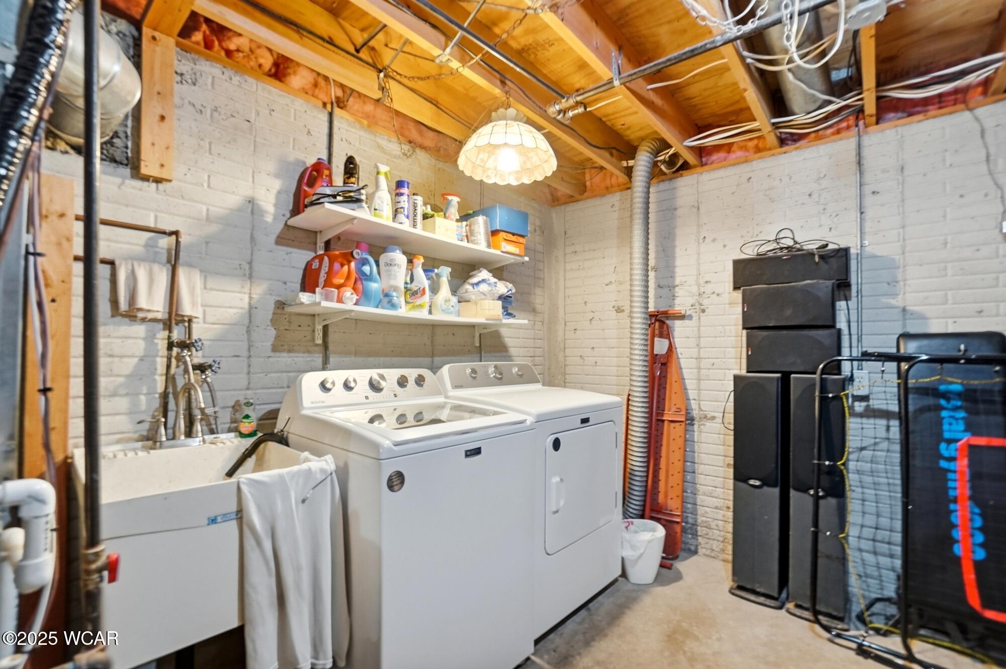 704 Bentwood Drive, Lima, Ohio