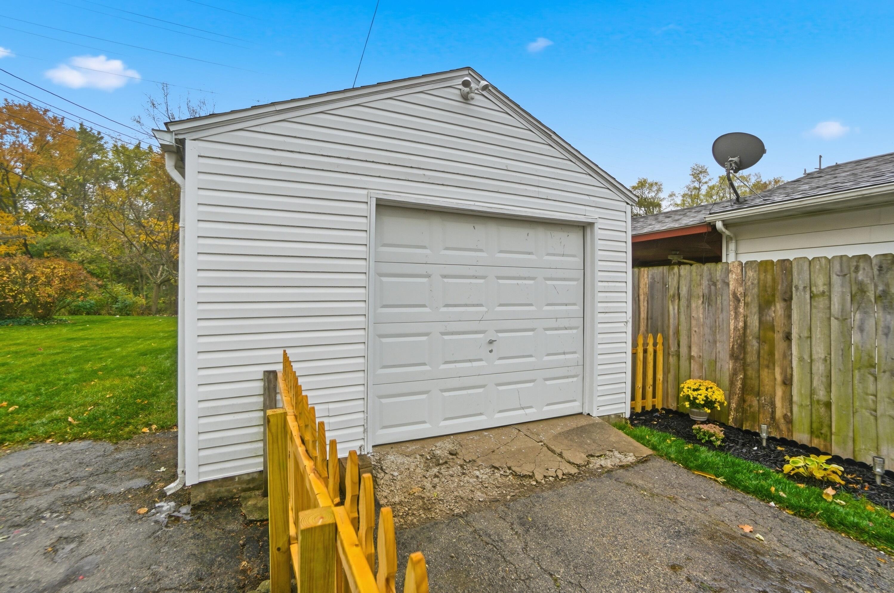 728 Mavor Street, Springfield, Ohio 45505