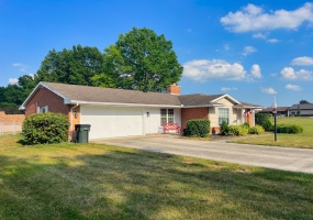 3031 Yoakam Road, Lima, Ohio 45806, 3 Bedrooms Bedrooms, ,2 BathroomsBathrooms,Residential,For Sale,Yoakam,1039859