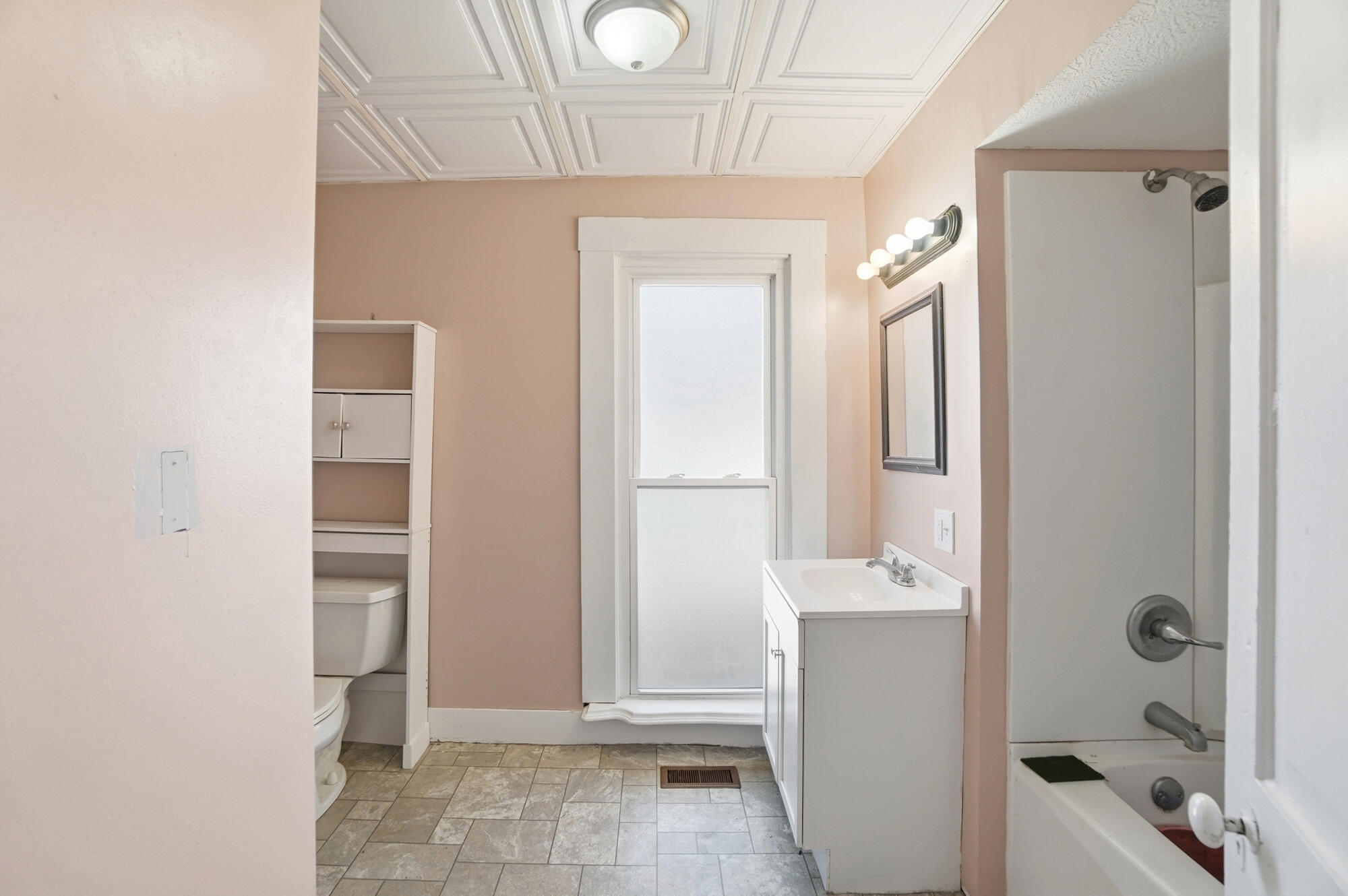 206 Pike Street, Jackson Center, Ohio 45334