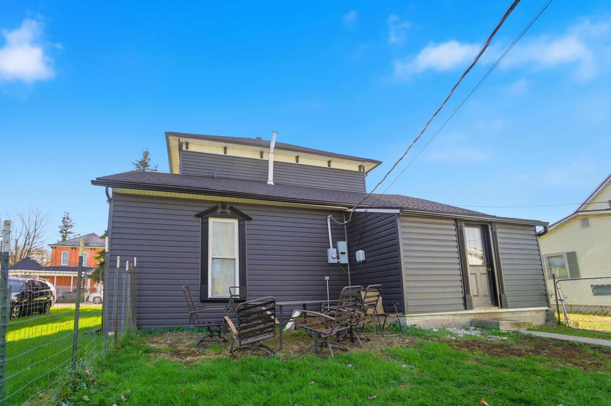 206 Pike Street, Jackson Center, Ohio 45334