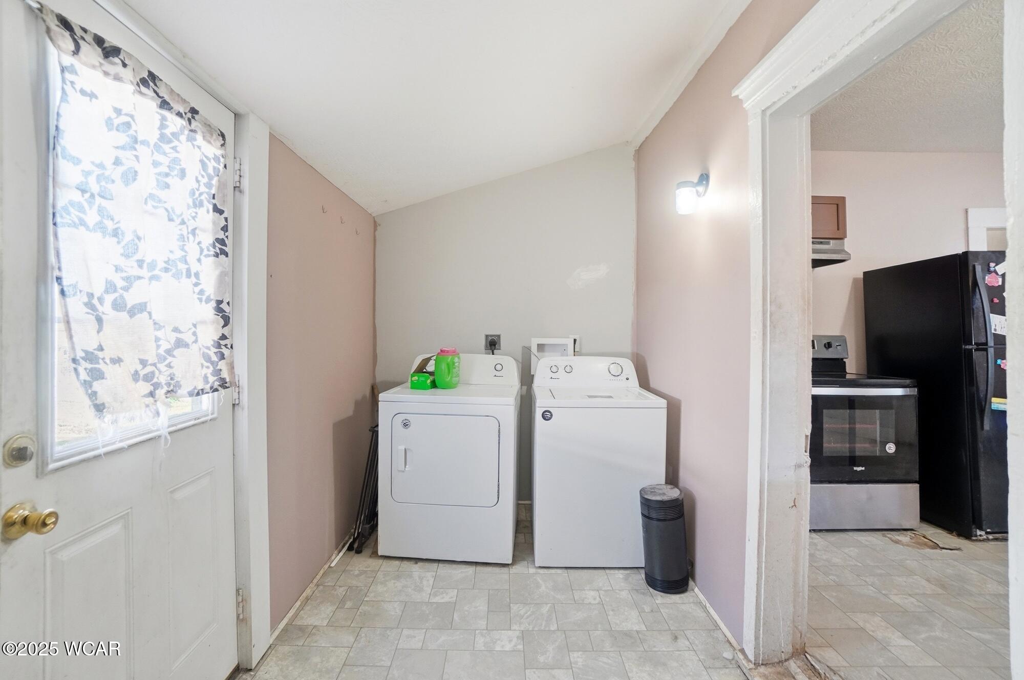 206 Pike Street, Jackson Center, Ohio