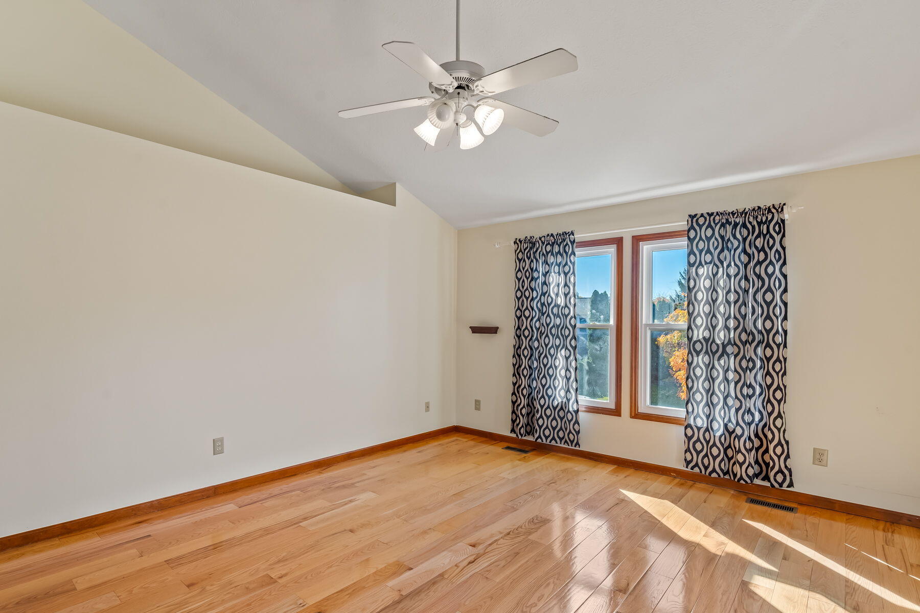 4664 Cutwater Lane, Hilliard, Ohio 43026