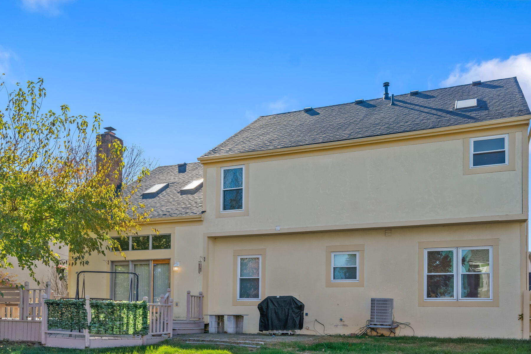 4664 Cutwater Lane, Hilliard, Ohio 43026