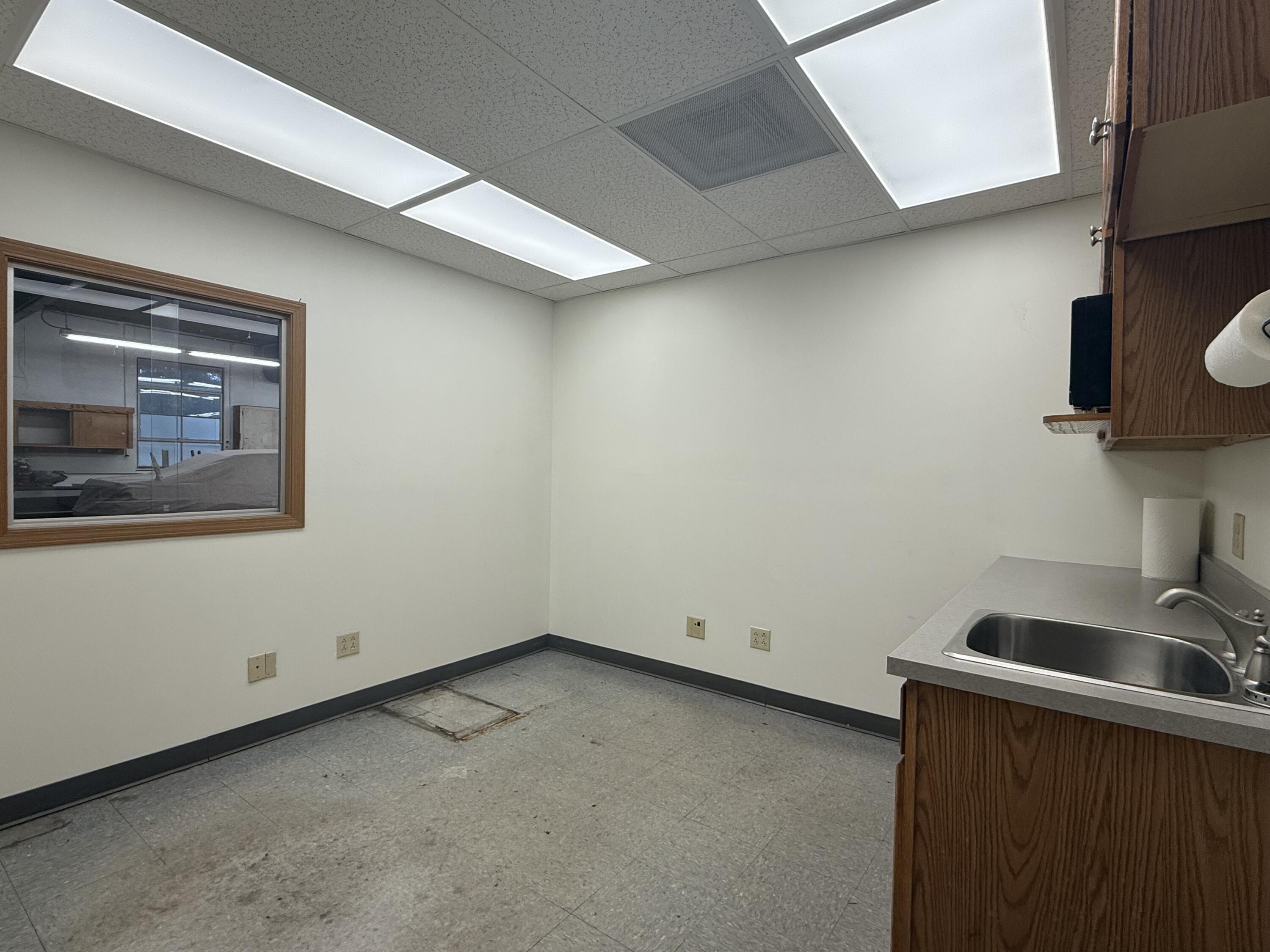 1705 Wapakoneta Avenue, Sidney, Ohio 45365