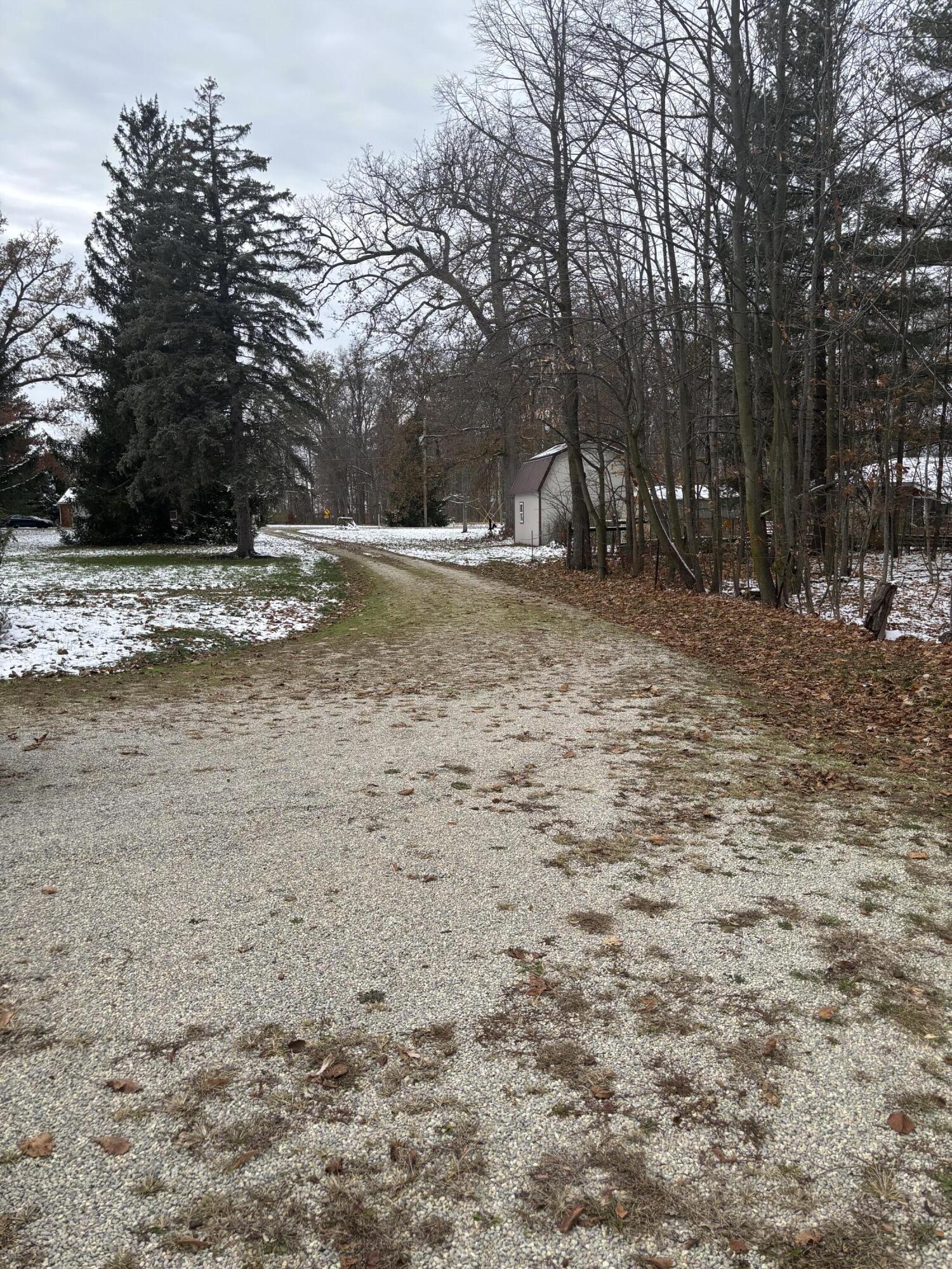 15644 Bay Road, Wapakoneta, Ohio 45895