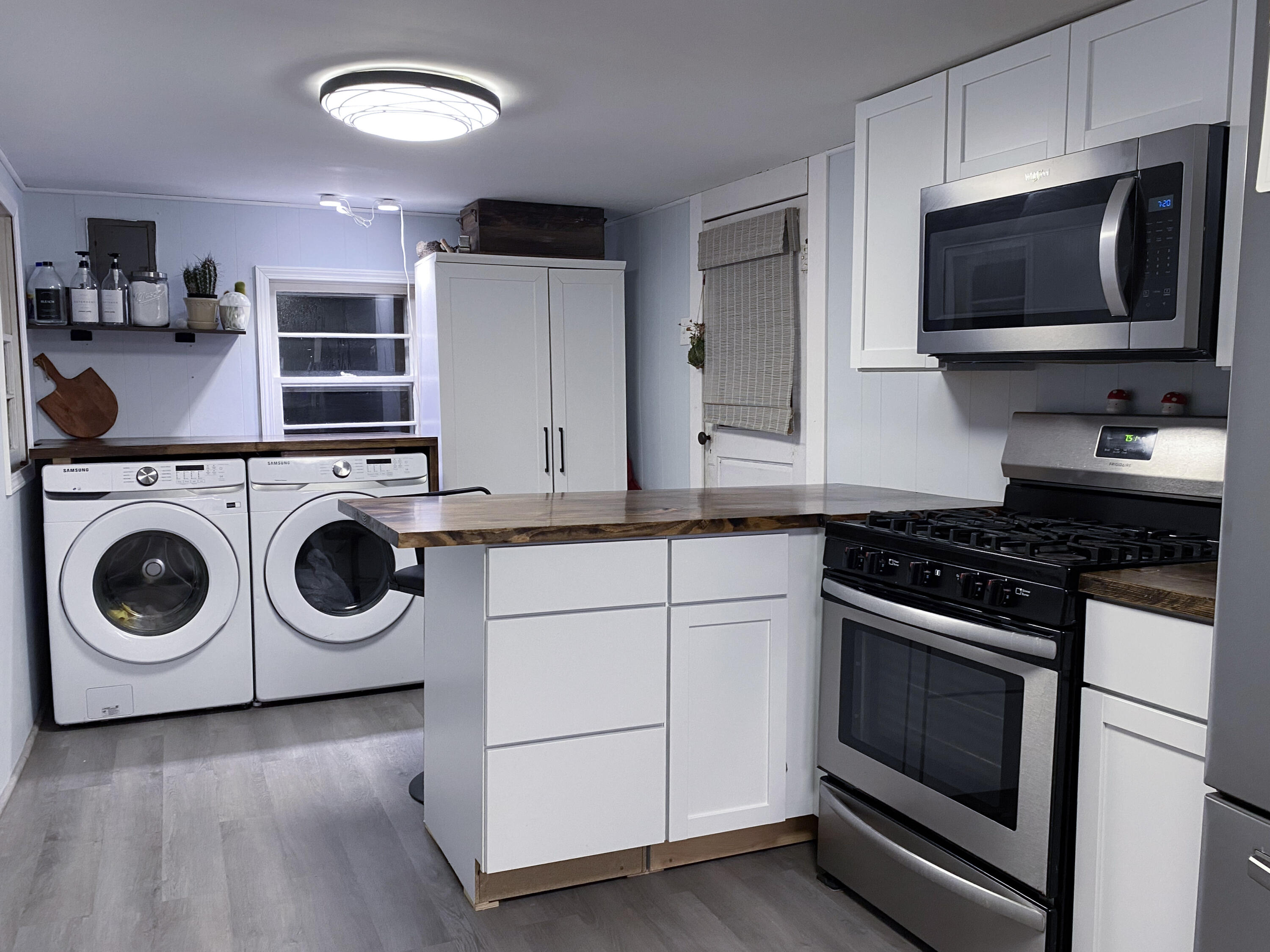 450 Lake Avenue, Russells Point, Ohio 43348