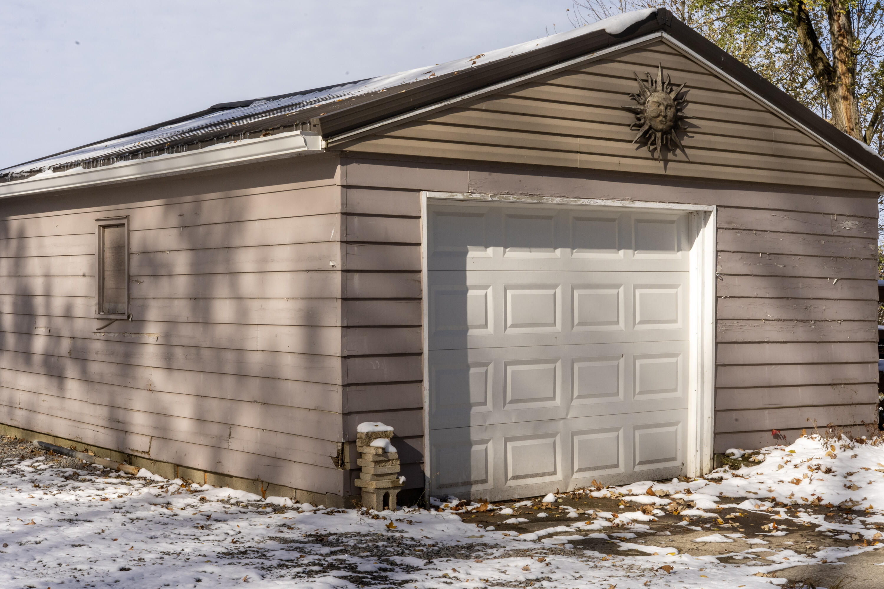 450 Lake Avenue, Russells Point, Ohio 43348