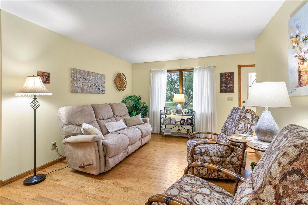 7509 State Route 287, Zanesfield, Ohio 43360