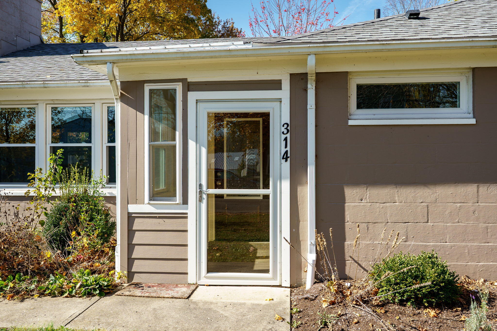 314 Walnut Street, Yellow Springs, Ohio 45387