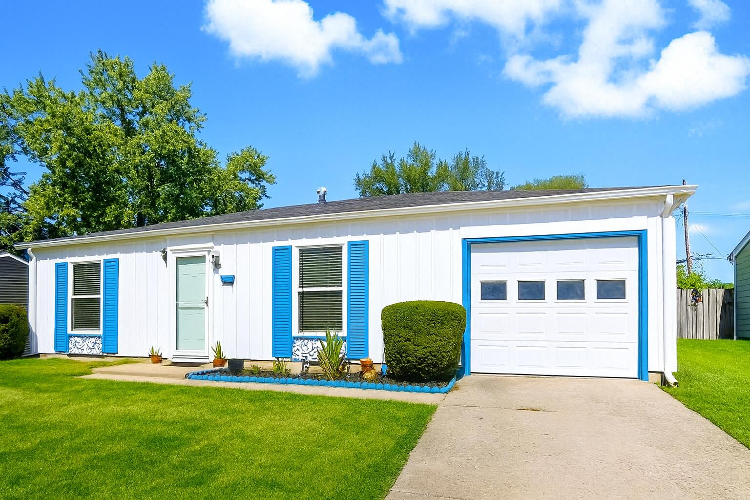 208 Corlington Drive, Springfield, Ohio 45506