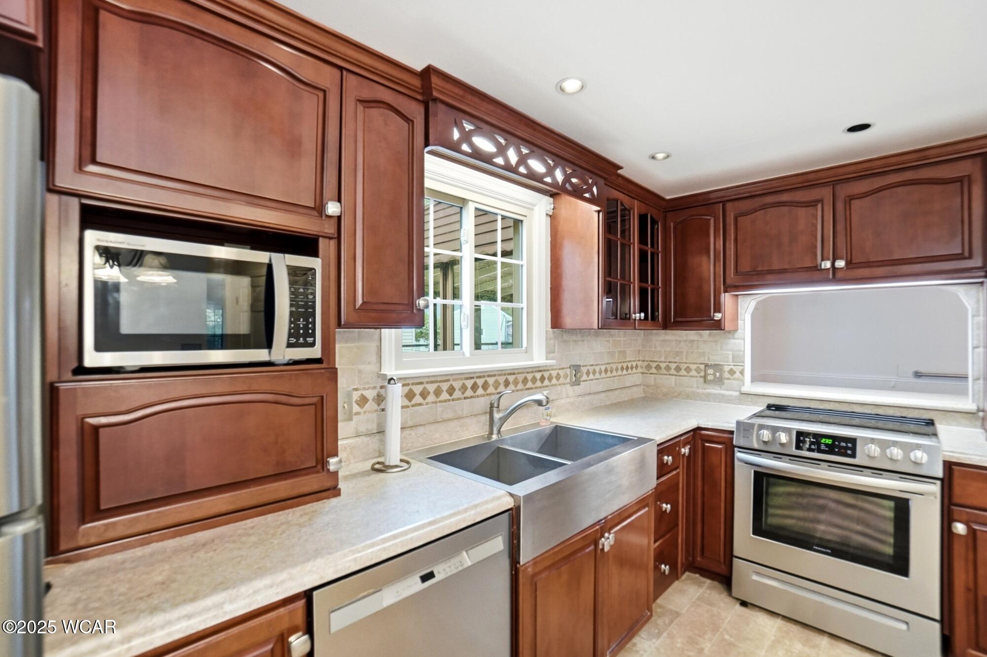 109 Pears Avenue, Lima, Ohio