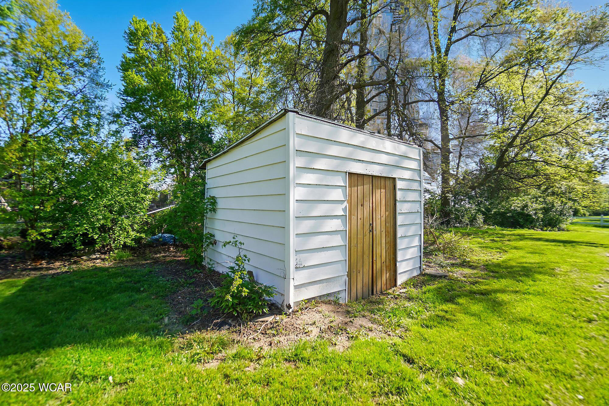 1069 Kemp Road, Lima, Ohio