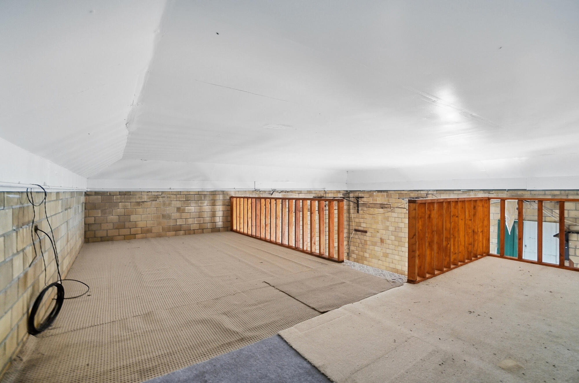 1125 Roberts Mill Road, London, Ohio 43140